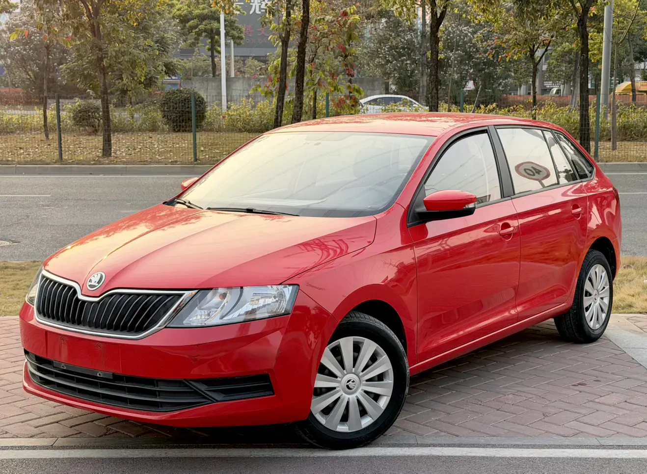Skoda Xin Dong  из Китая