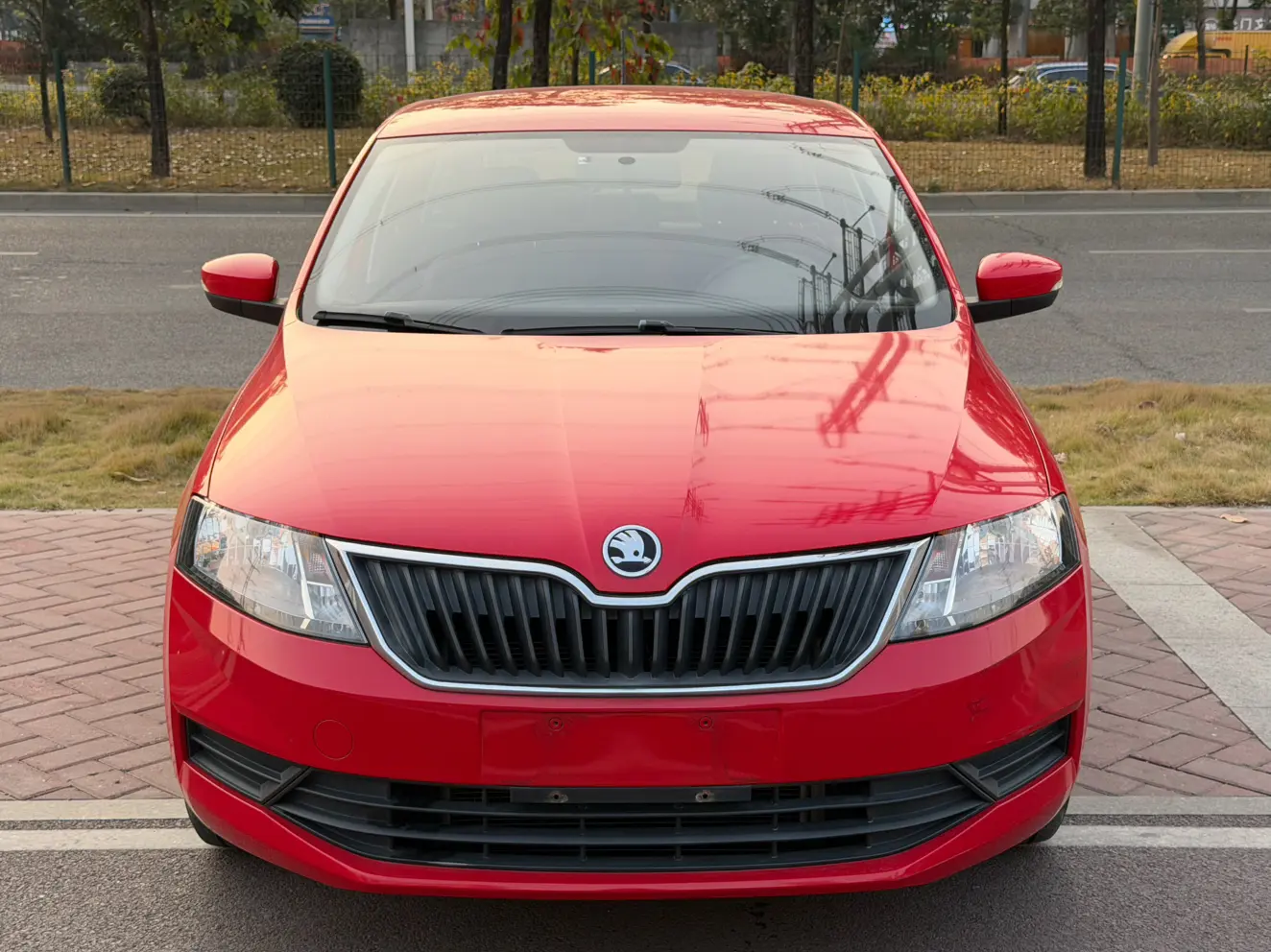 Skoda Xin Dong  из Китая