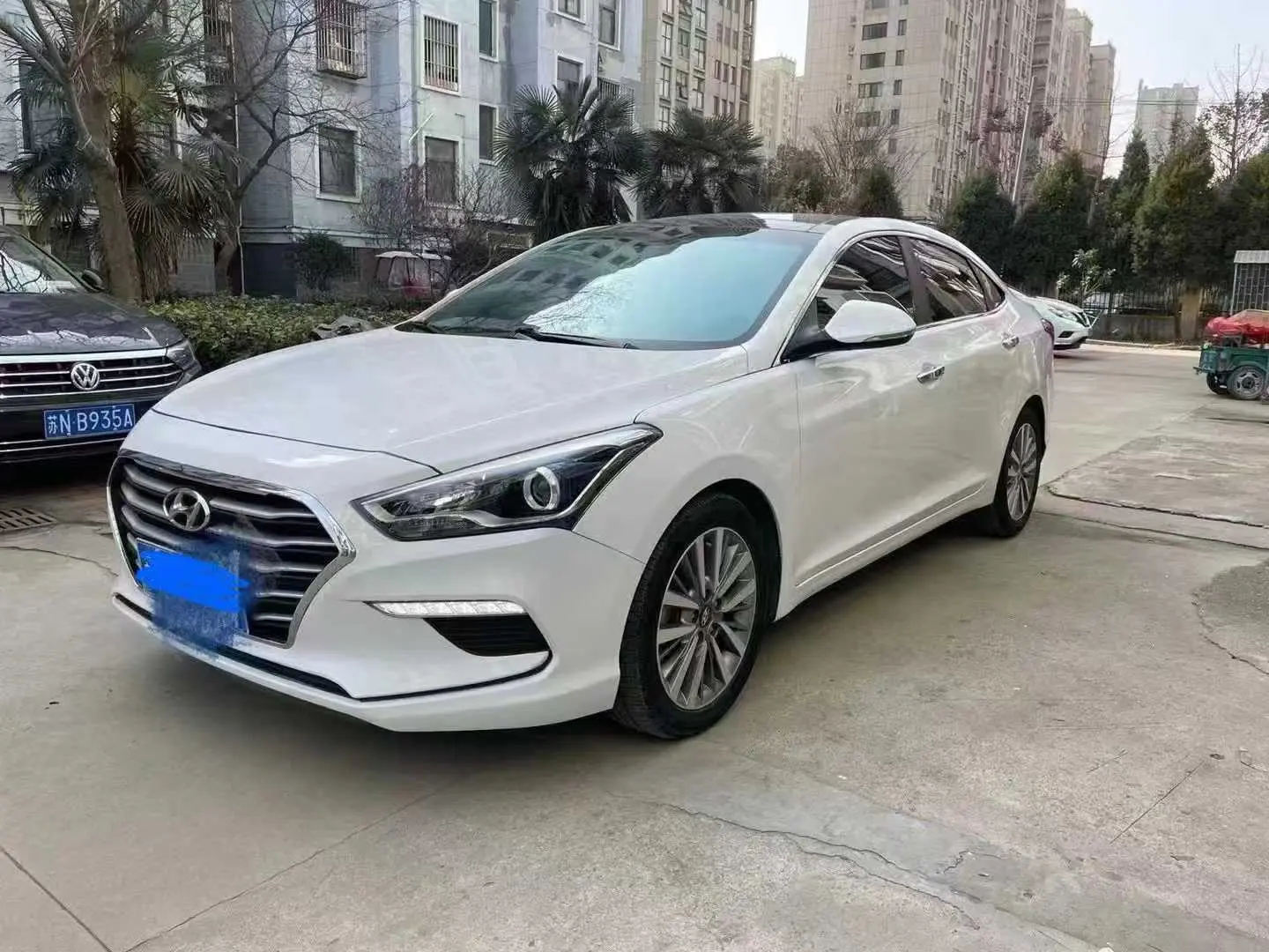Hyundai Famous pictures  из Китая