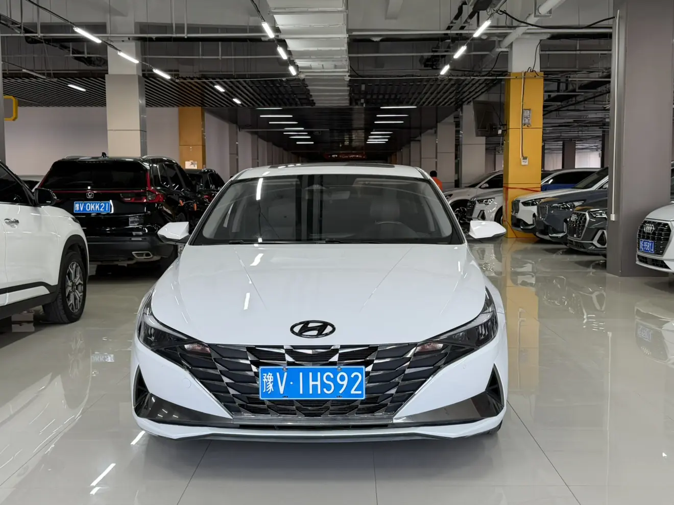 Hyundai Elantra  из Китая