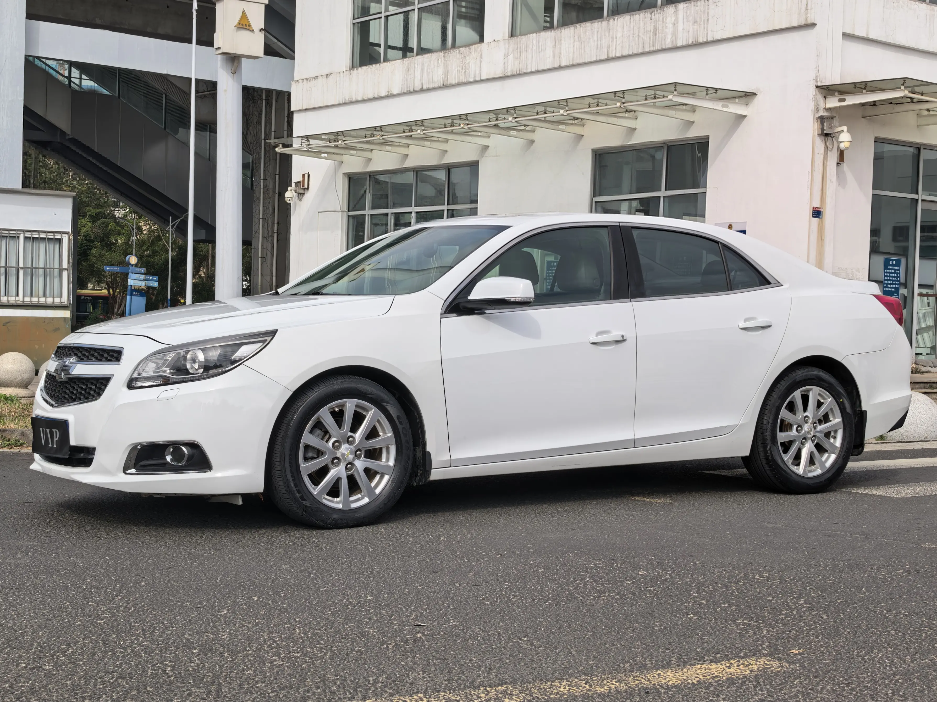 Chevrolet Malibu  из Китая