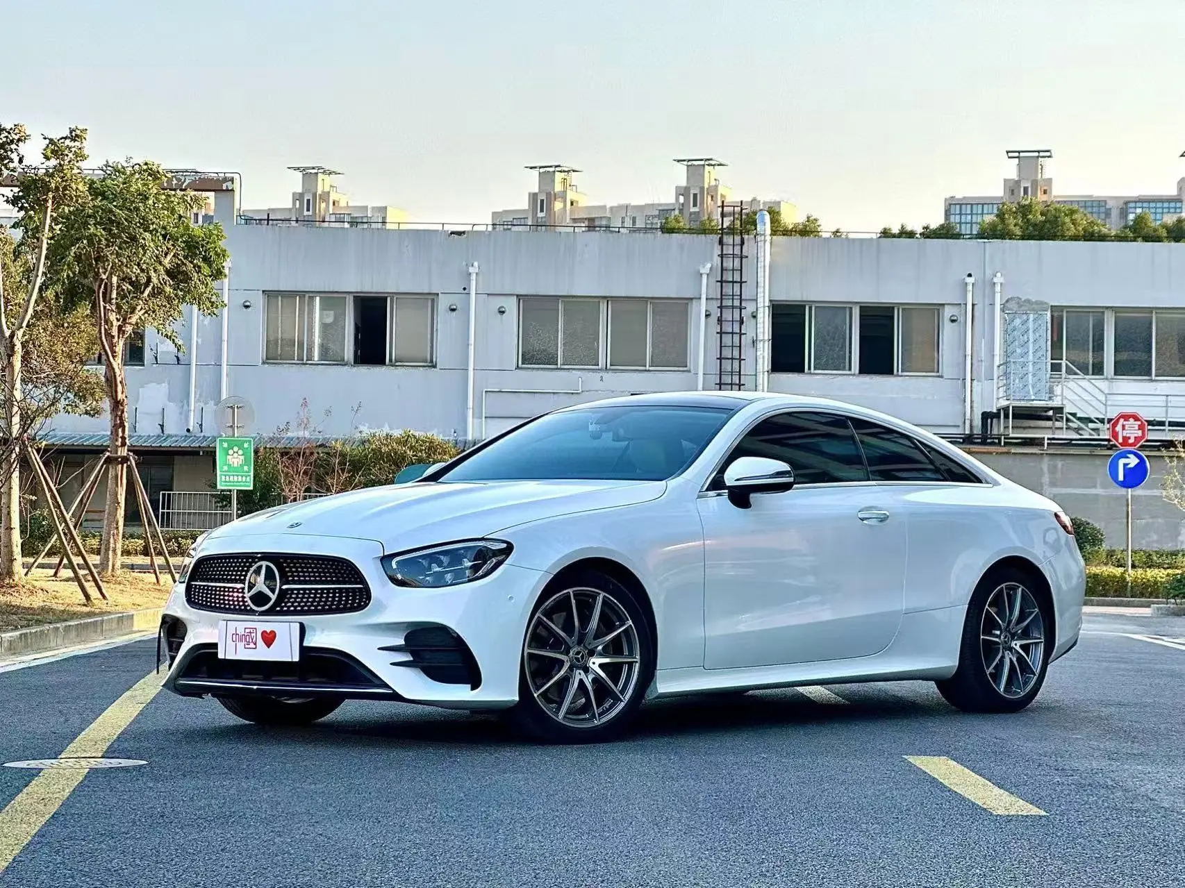 Mercedes-Benz E-Class  из Китая