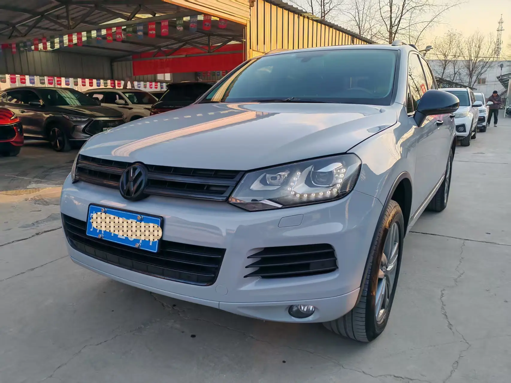 Volkswagen Touareg  из Китая