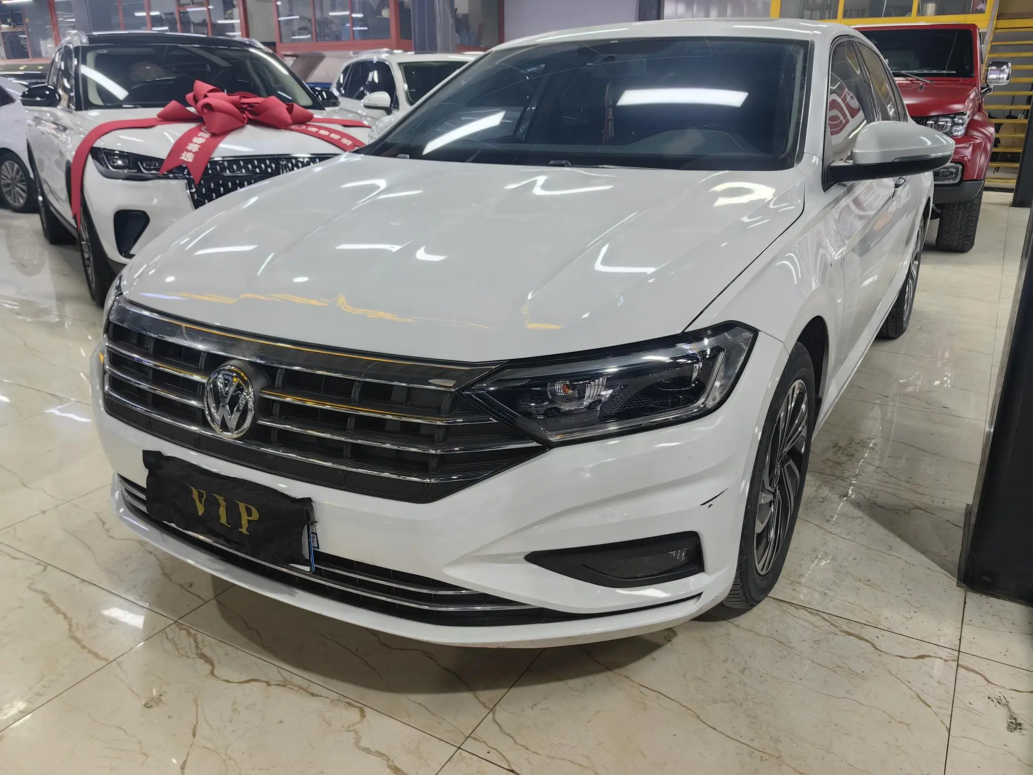 Volkswagen Sagitar  из Китая