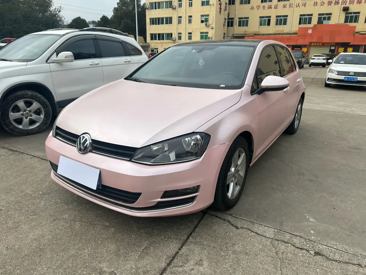 Volkswagen Golf  из Китая