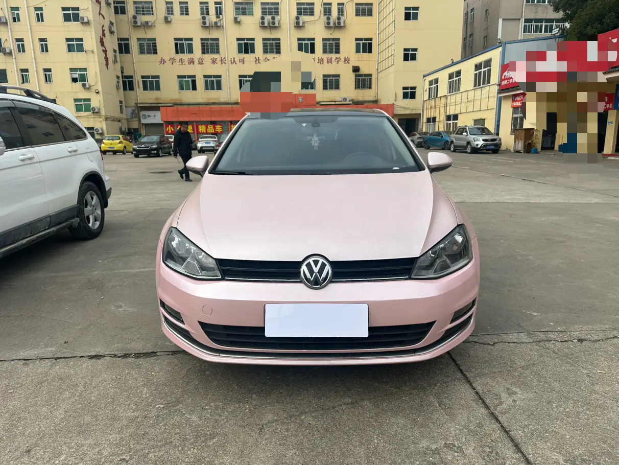 Volkswagen Golf  из Китая