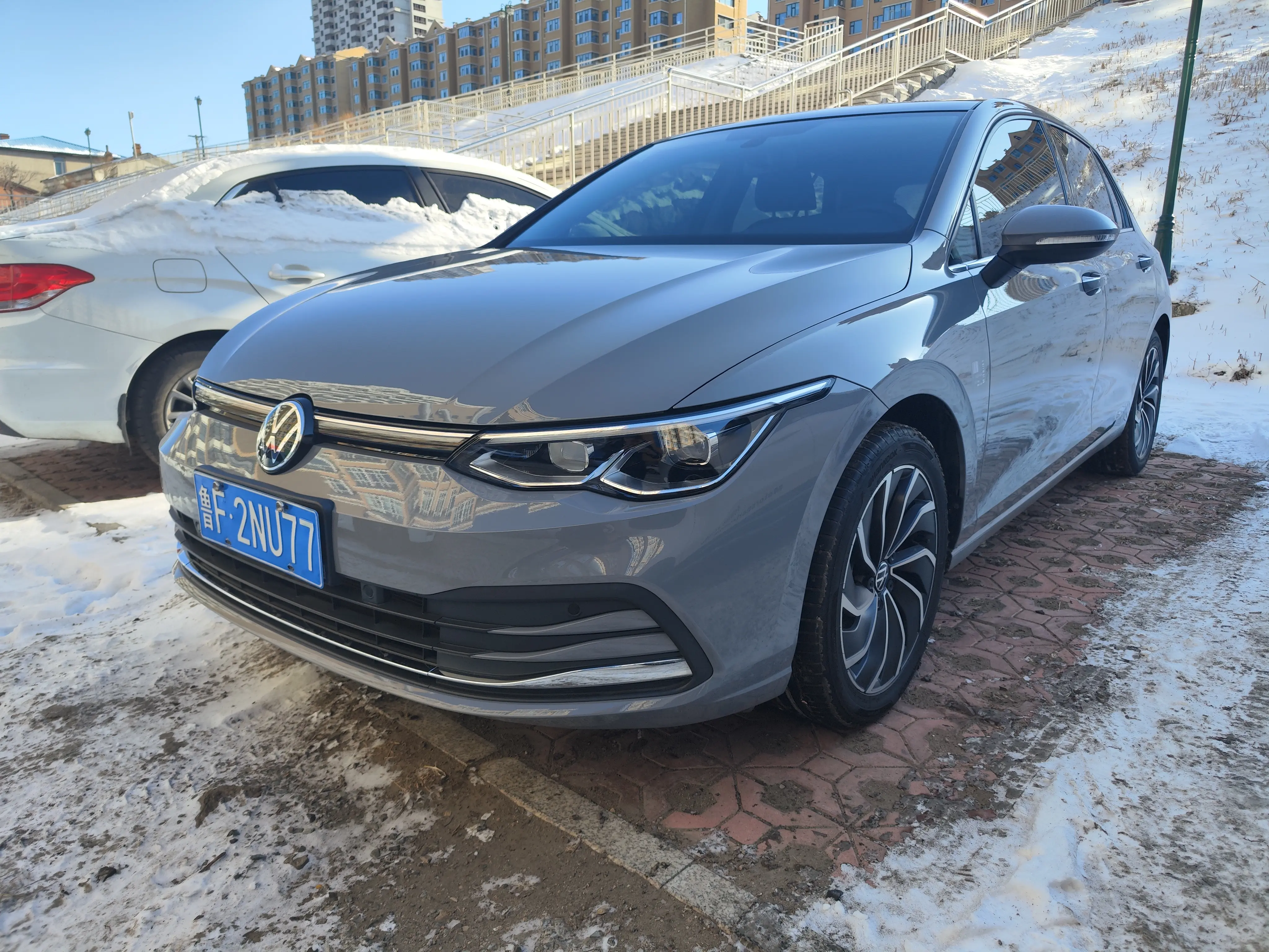 Volkswagen Golf  из Китая