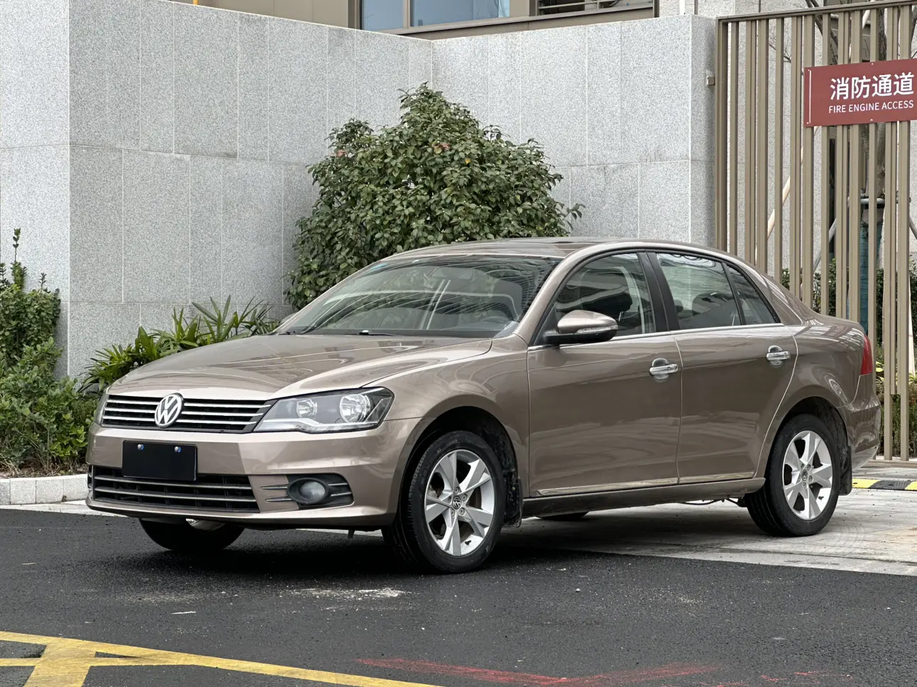 Volkswagen Bora  из Китая