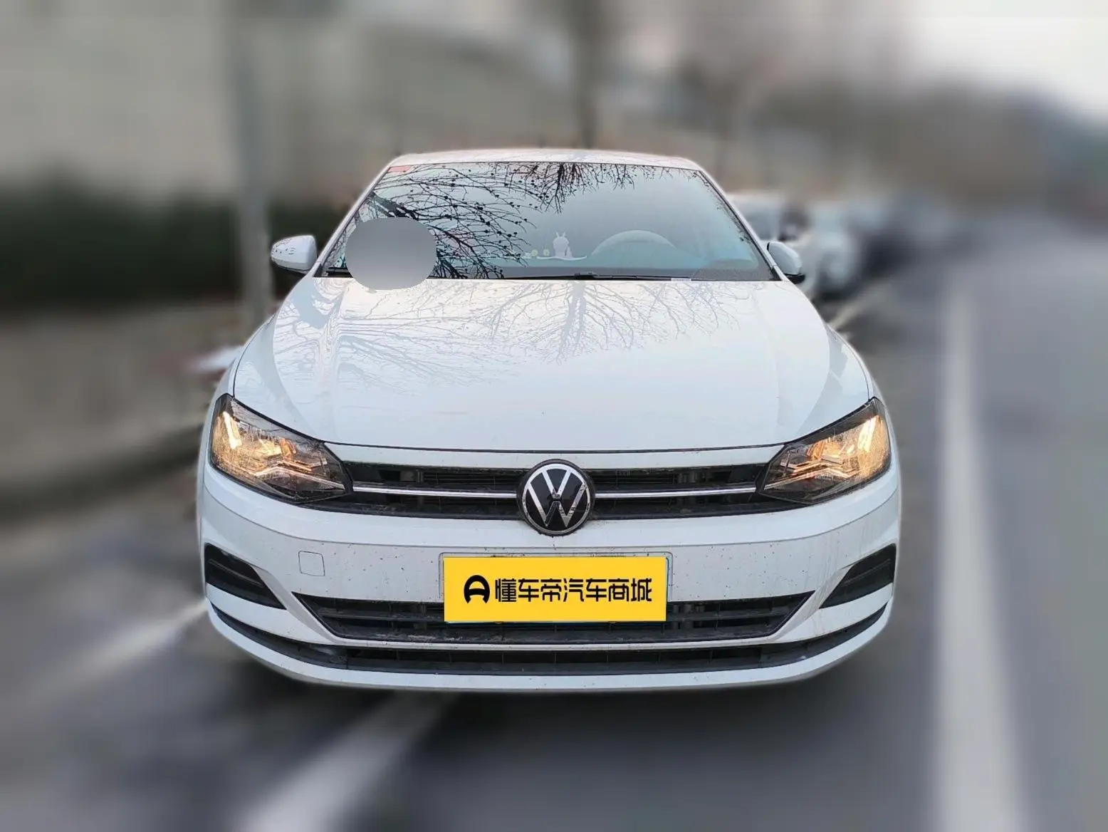Volkswagen Polo  из Китая