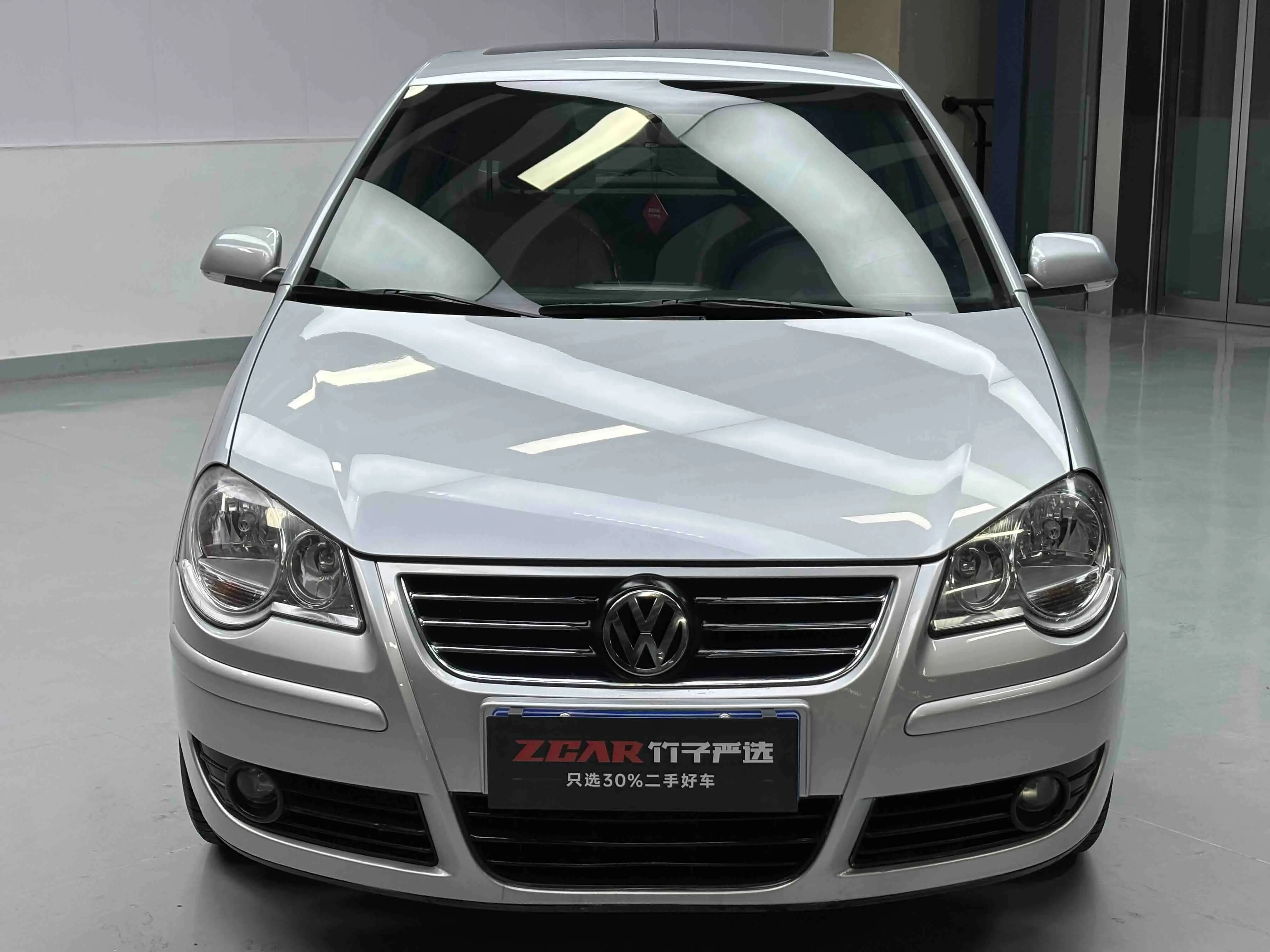 Volkswagen Polo  из Китая