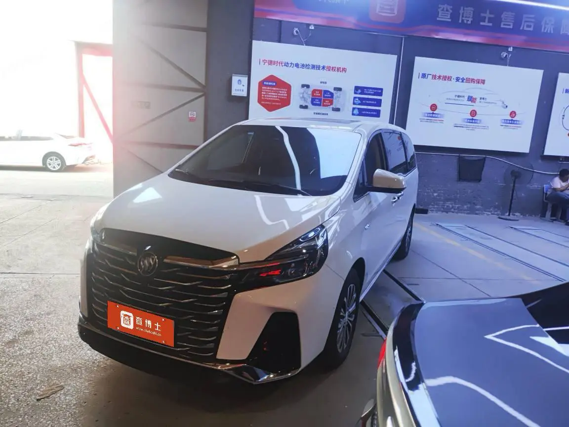 Buick GL8  из Китая