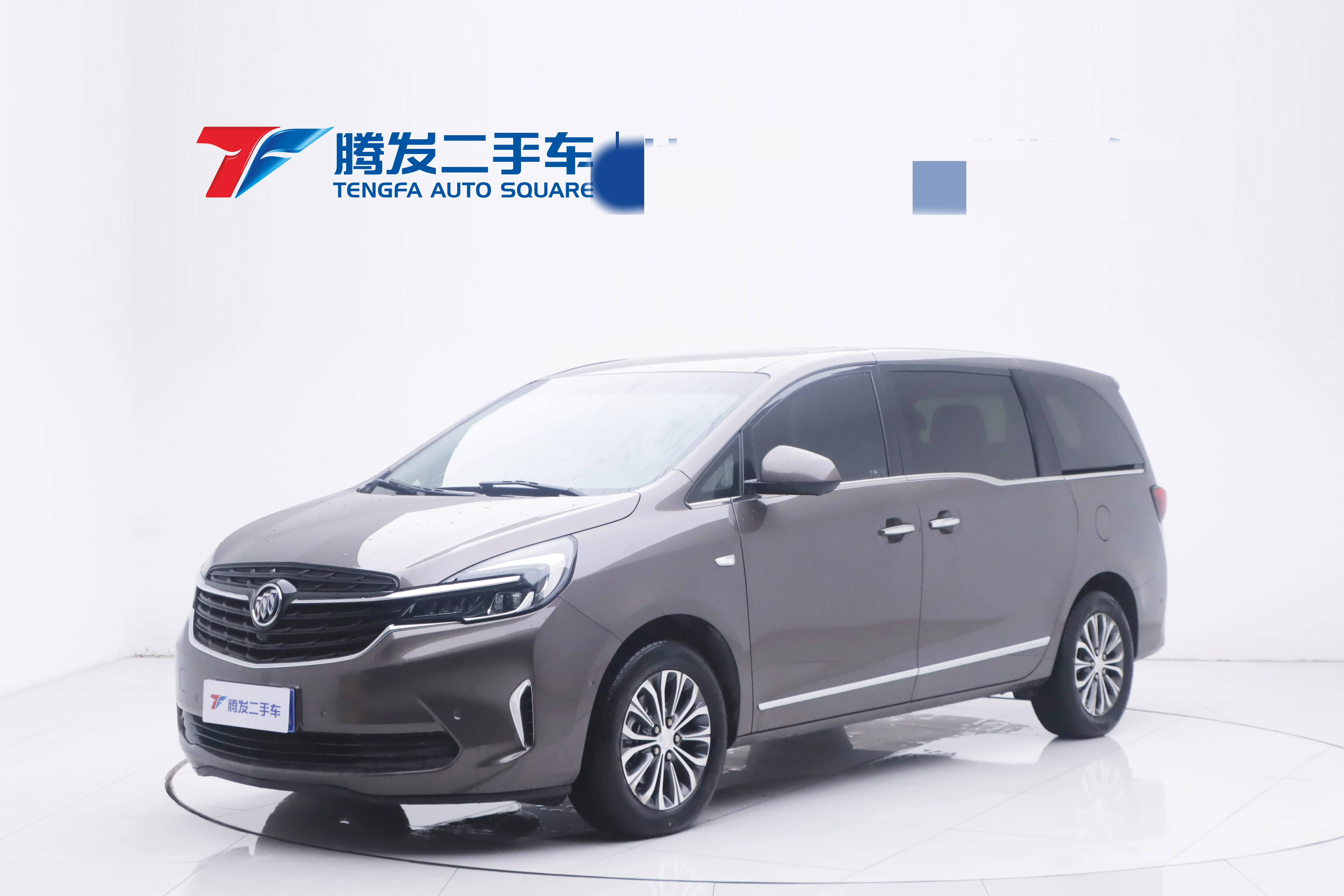 Buick GL8  из Китая