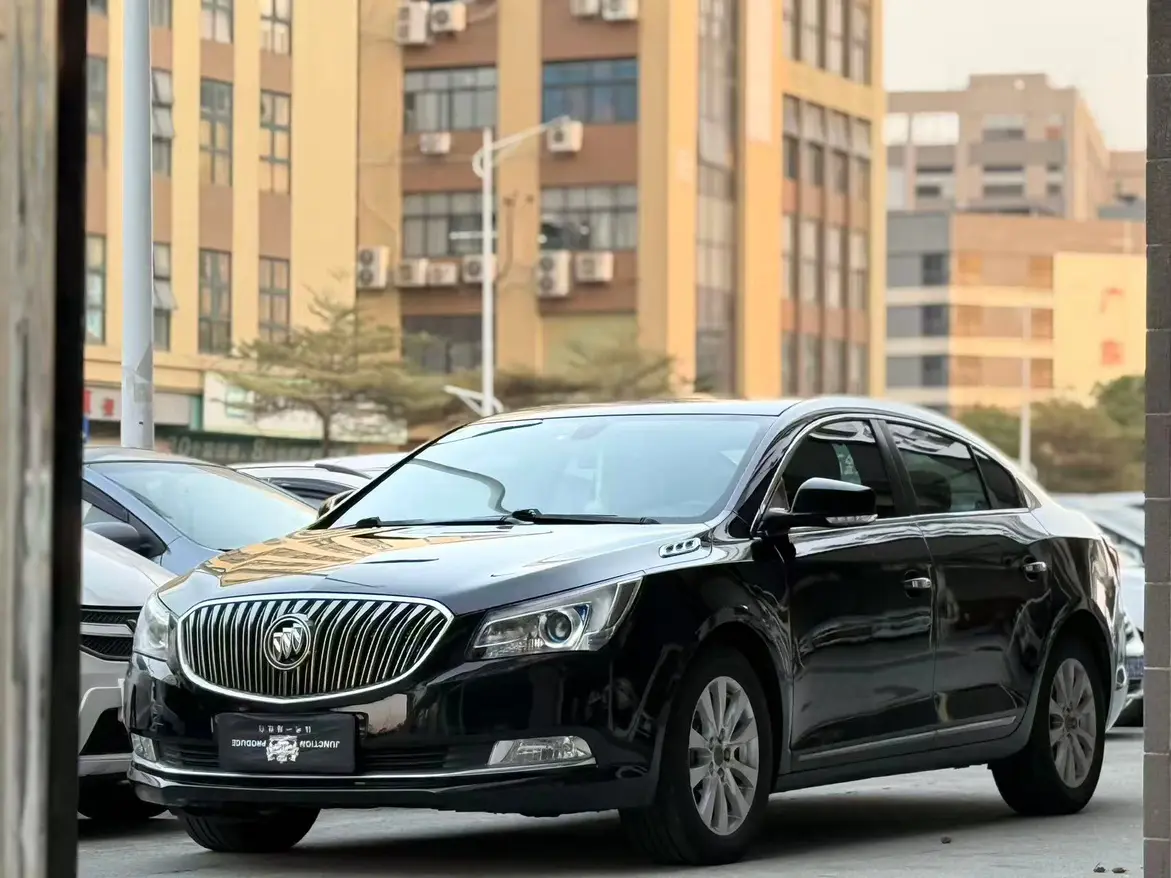 Buick LaCrosse  из Китая