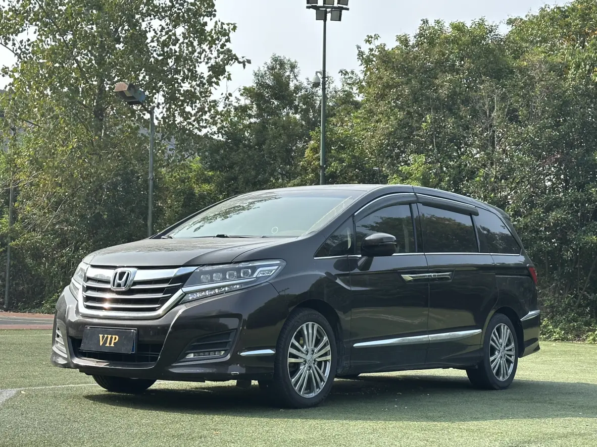 Honda Elysion (Alison)  из Китая