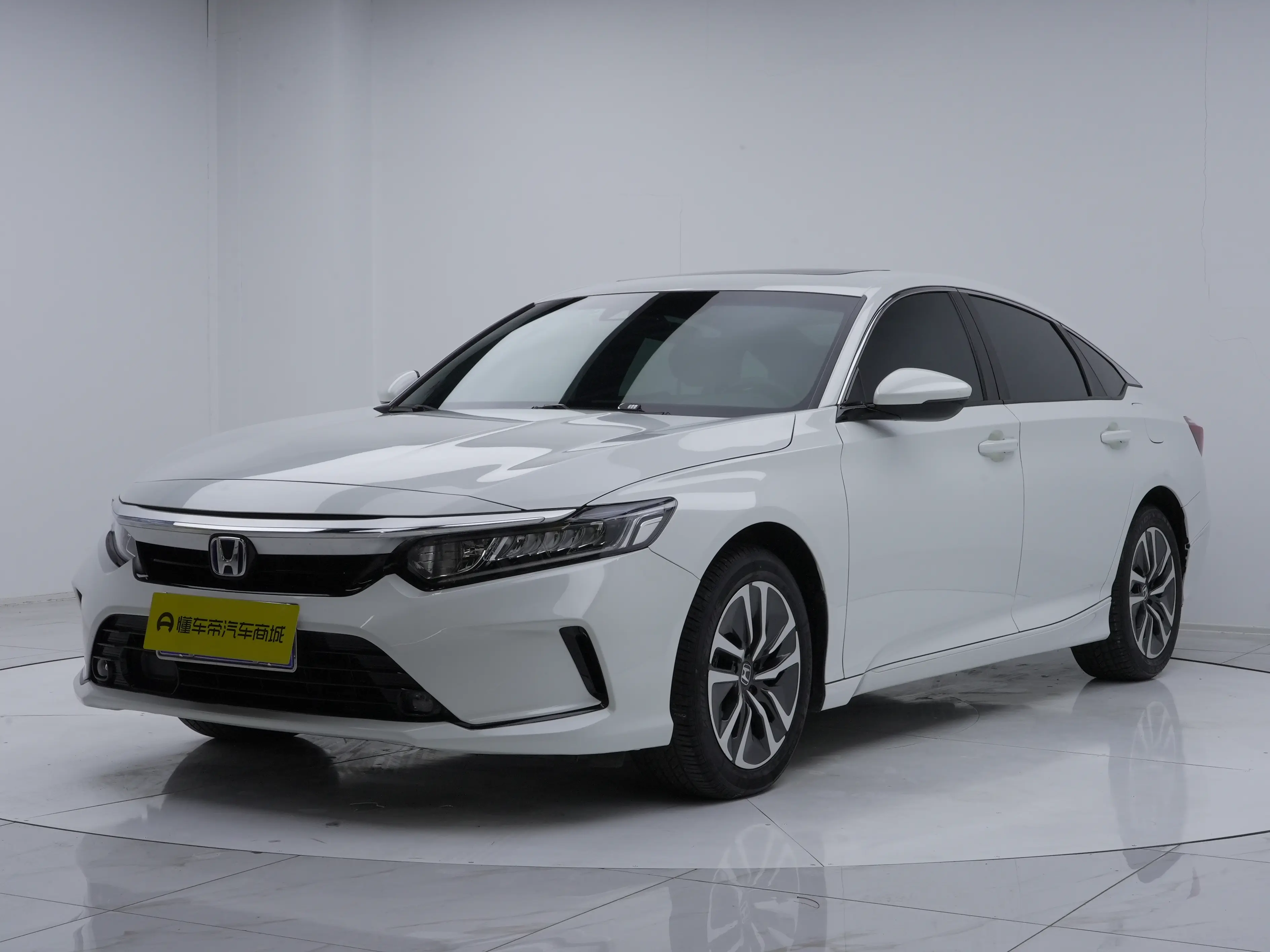 Honda Inspire (Yingshipai)  из Китая