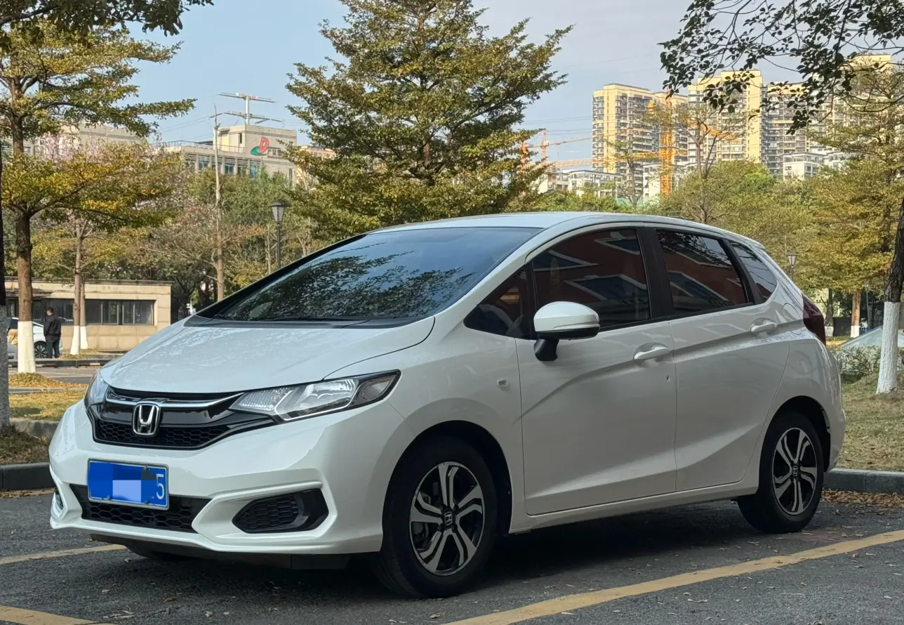 Honda Fit  из Китая
