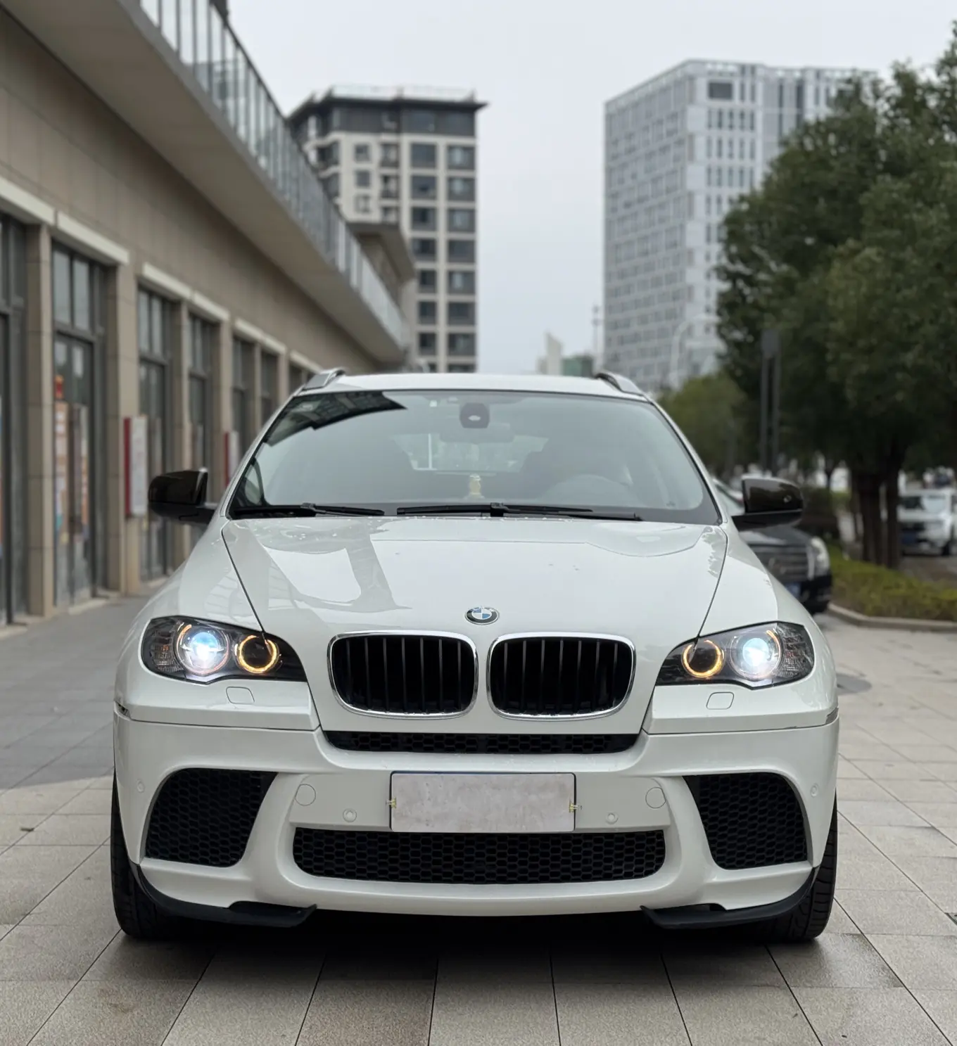 BMW X6  из Китая