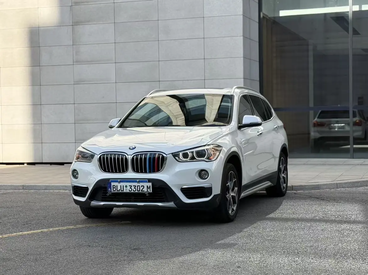 BMW X1  из Китая