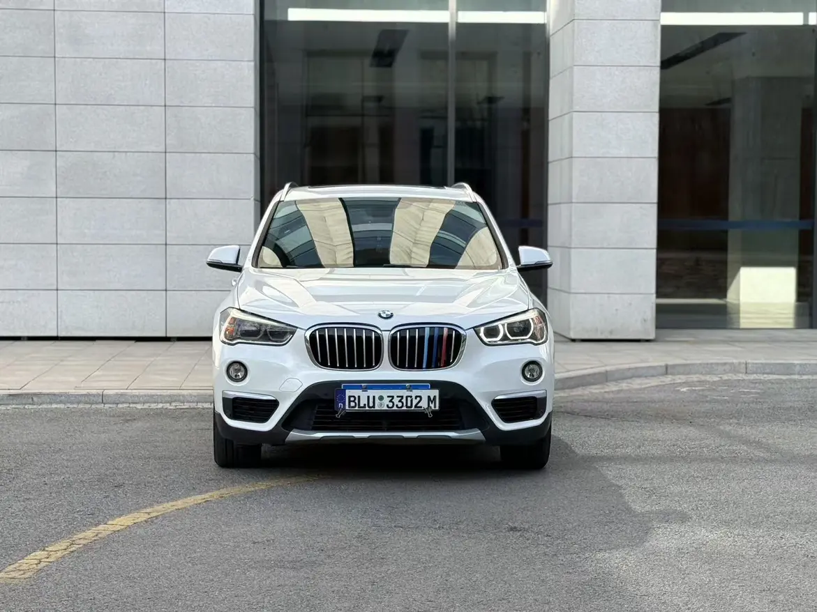 BMW X1  из Китая
