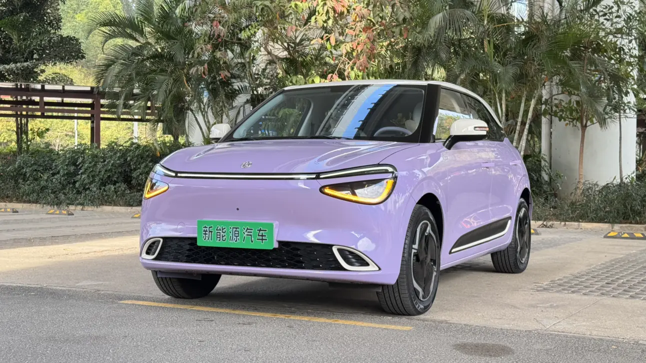 Dongfeng Nano 01  из Китая