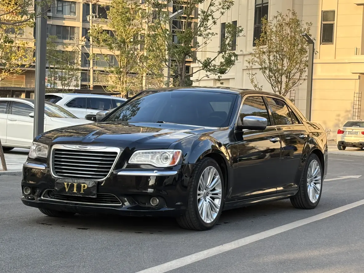 Chrysler 300C  из Китая