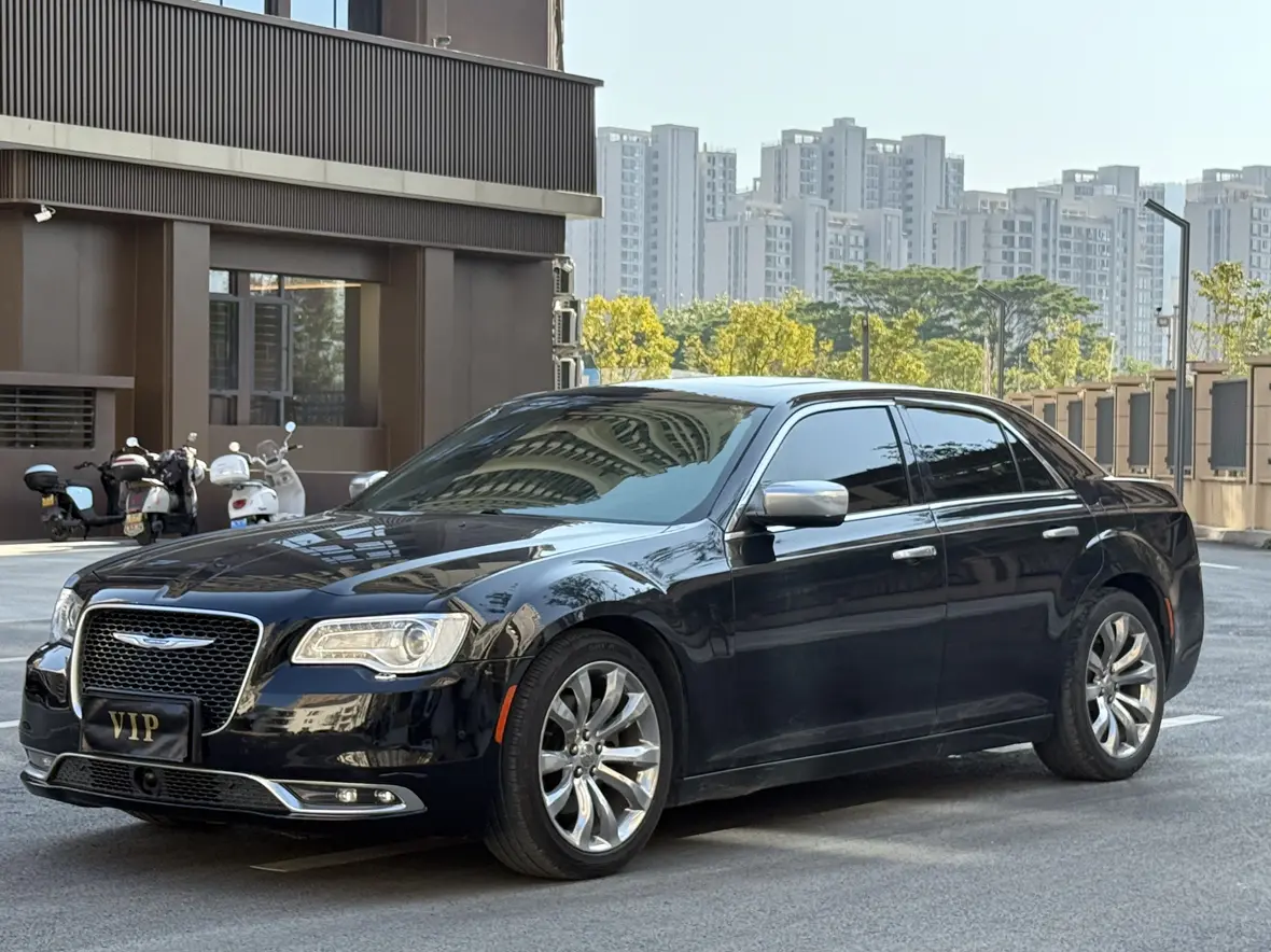 Chrysler 300C  из Китая