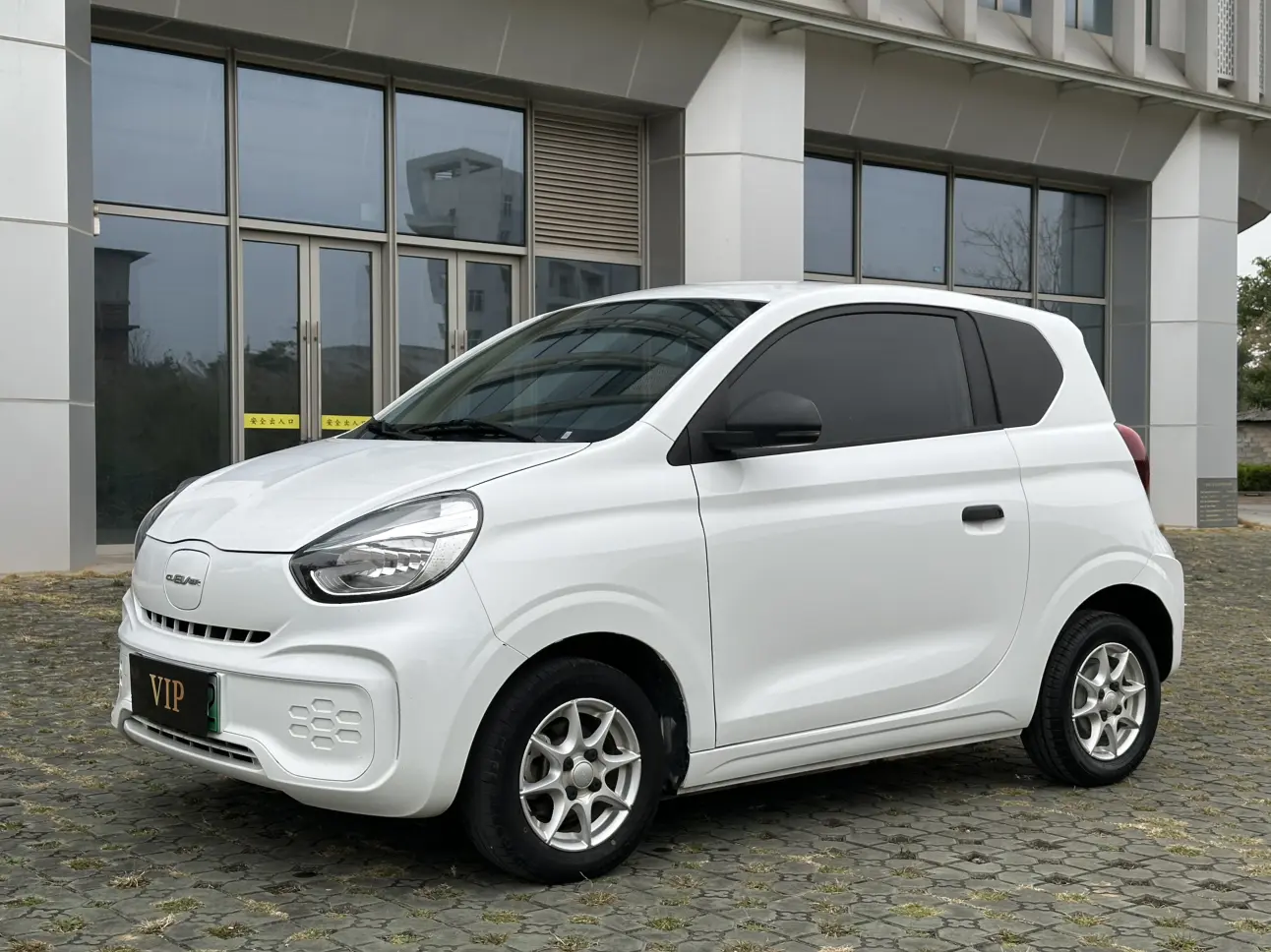 Roewe CLEVER  из Китая