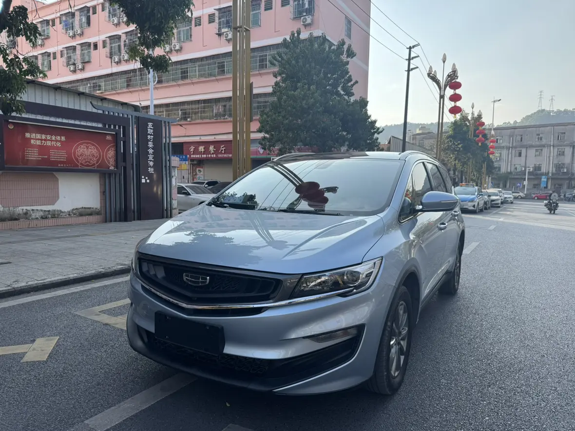 Geely Jiaji  из Китая