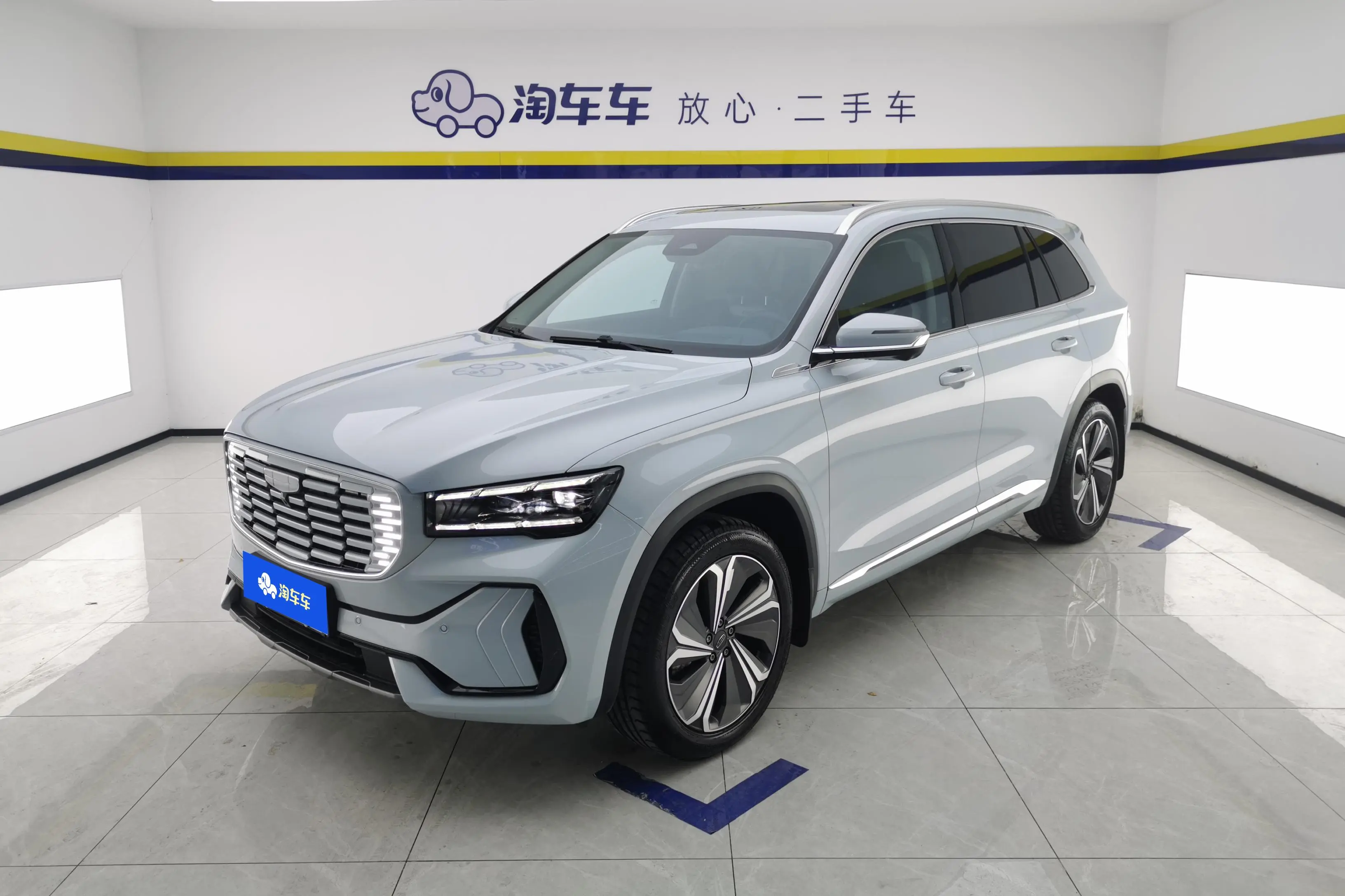 Geely Monjaro (Xingyue L)  из Китая