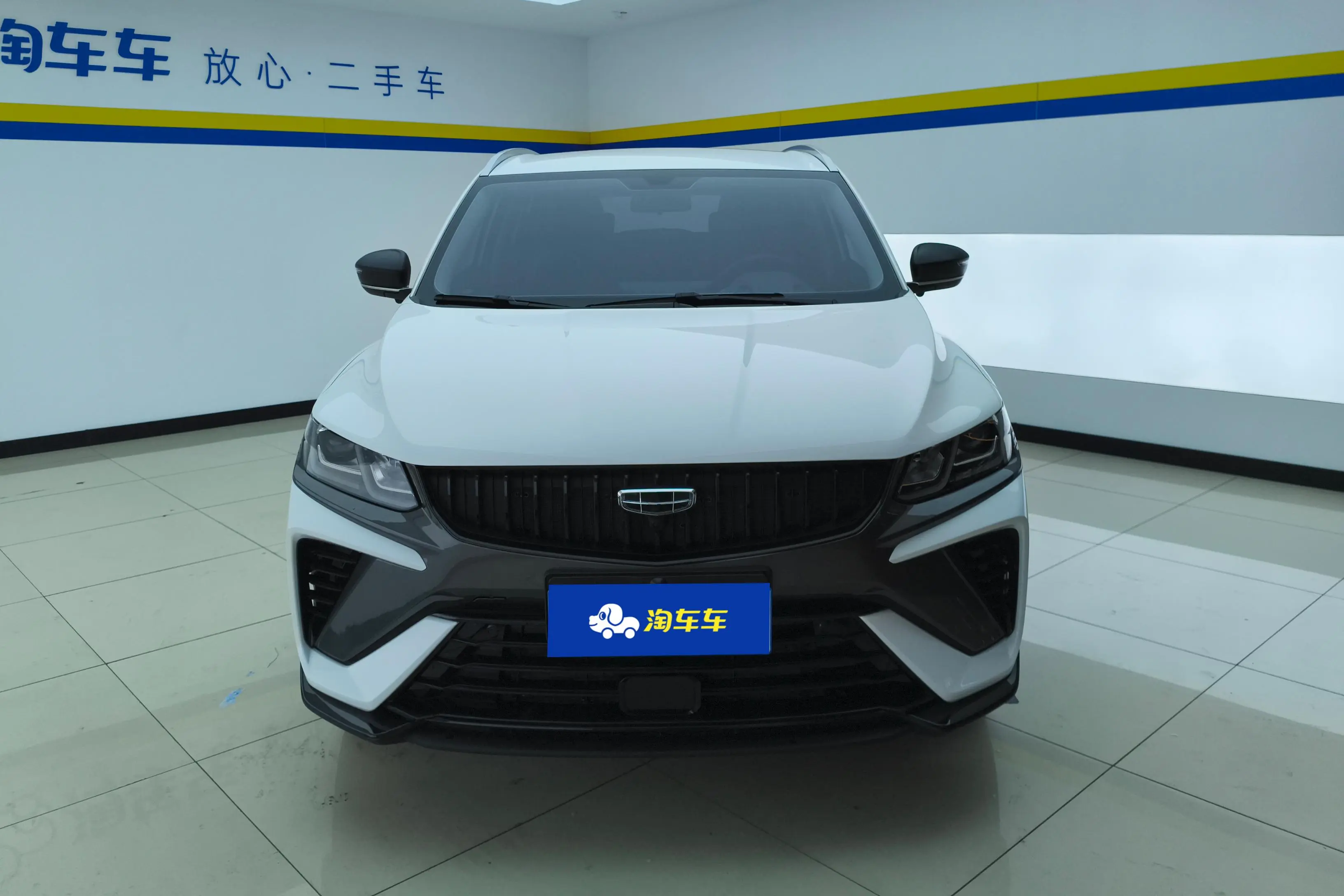 Geely Coolray SX11 (Binyue)  из Китая