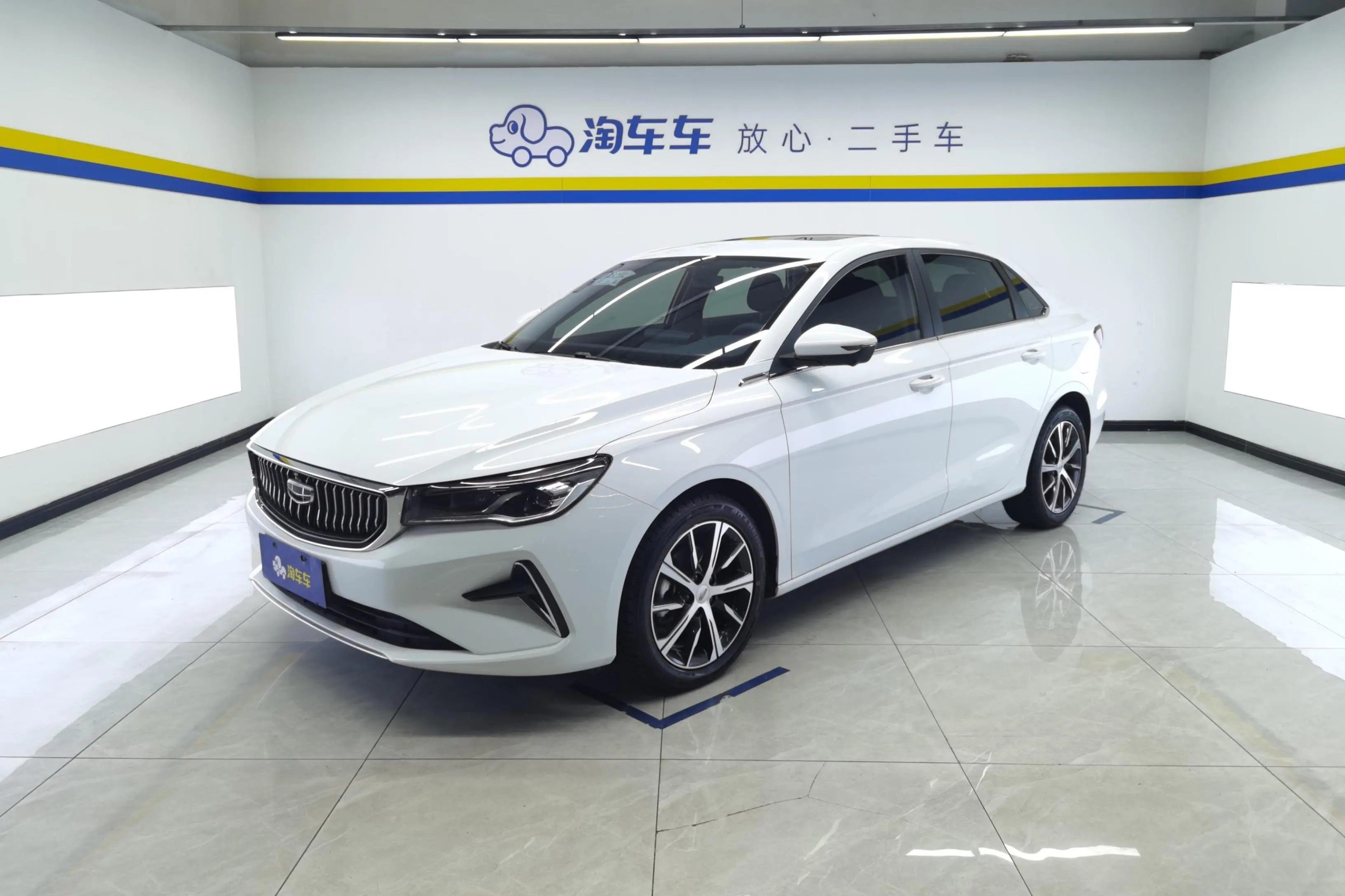 Geely Emgrand  из Китая