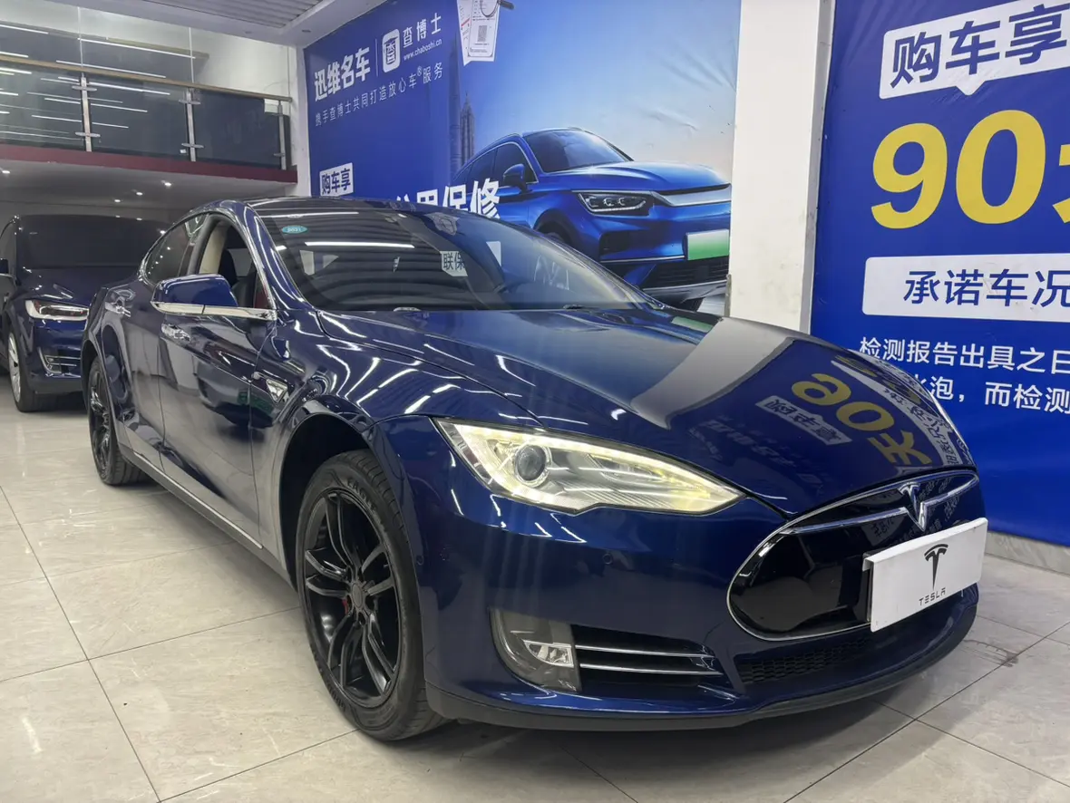 Tesla Model S  из Китая