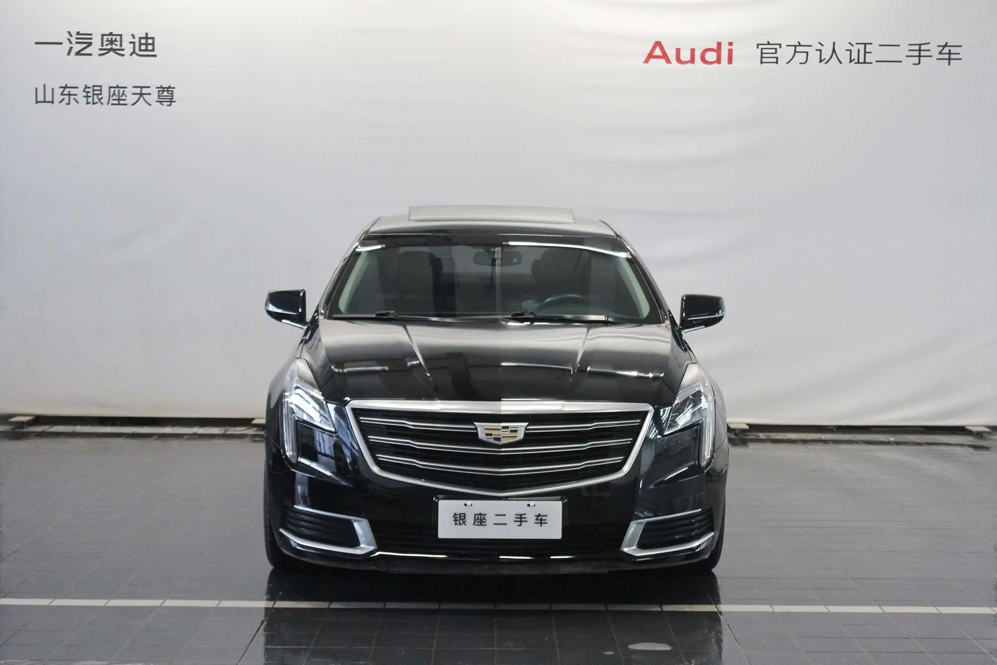 Cadillac XTS  из Китая