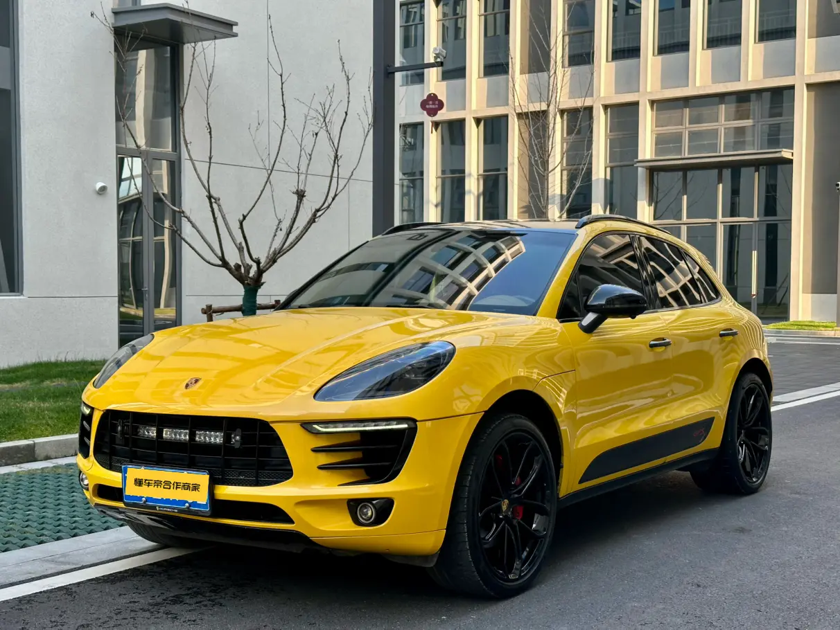 Porsche Macan  из Китая