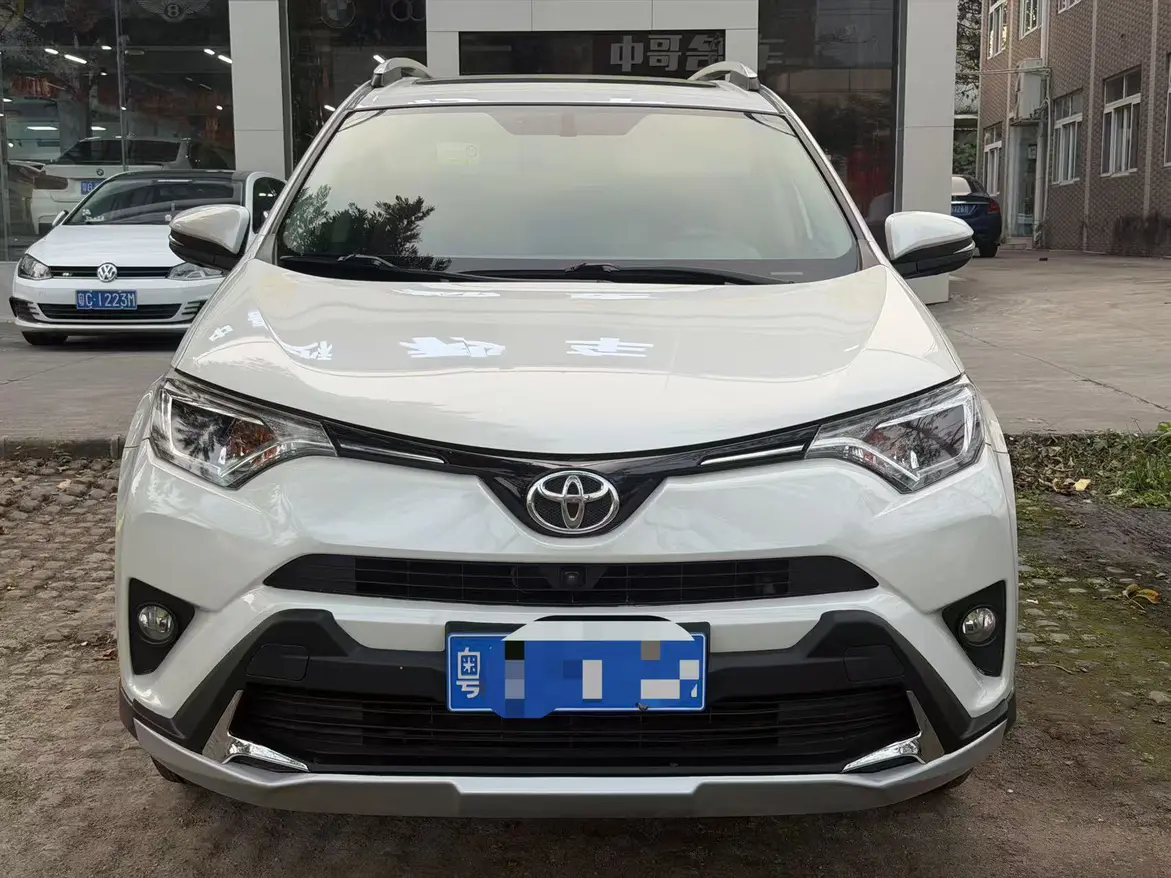 Toyota RAV4  из Китая