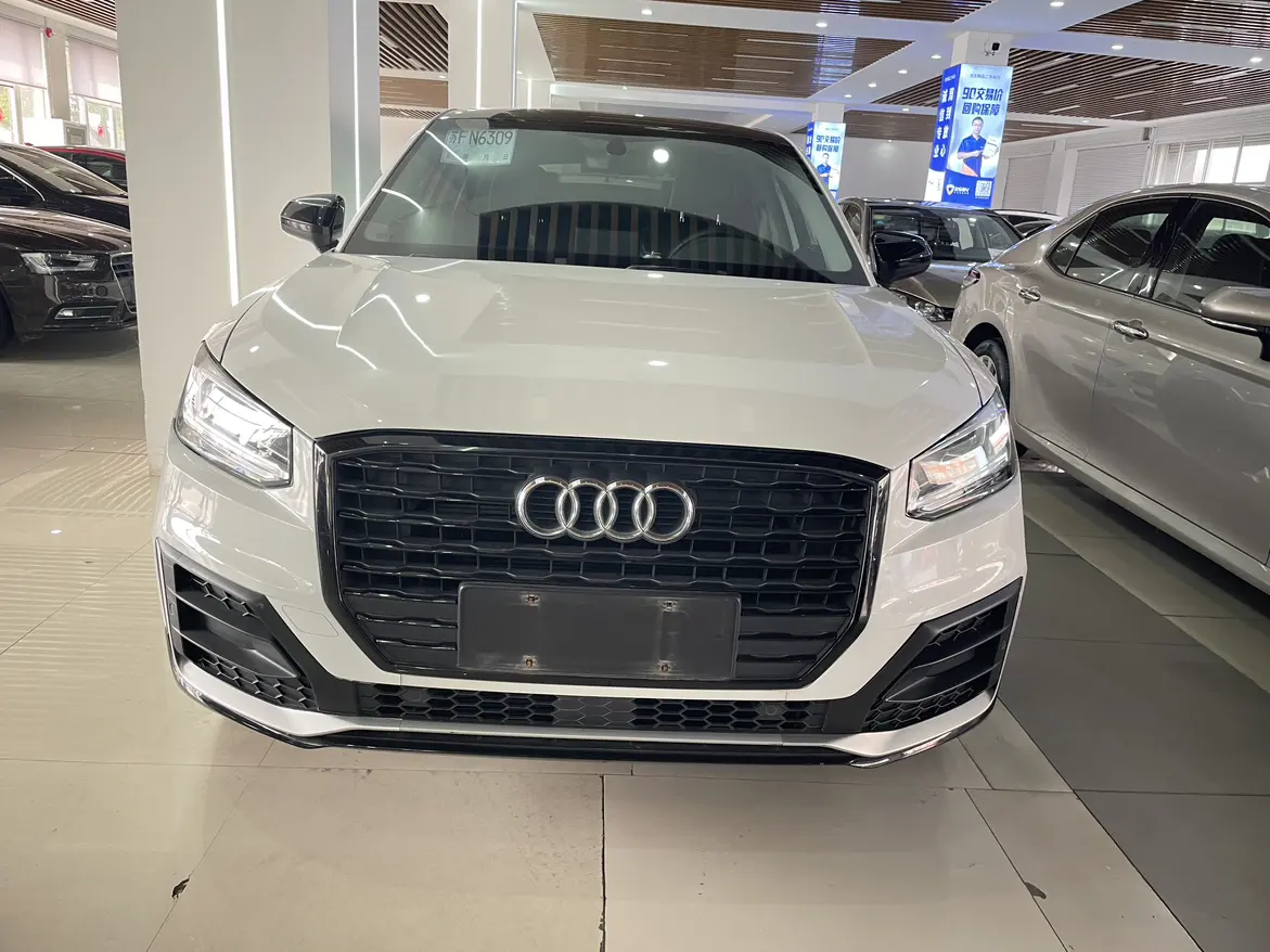 Audi Q2L  из Китая