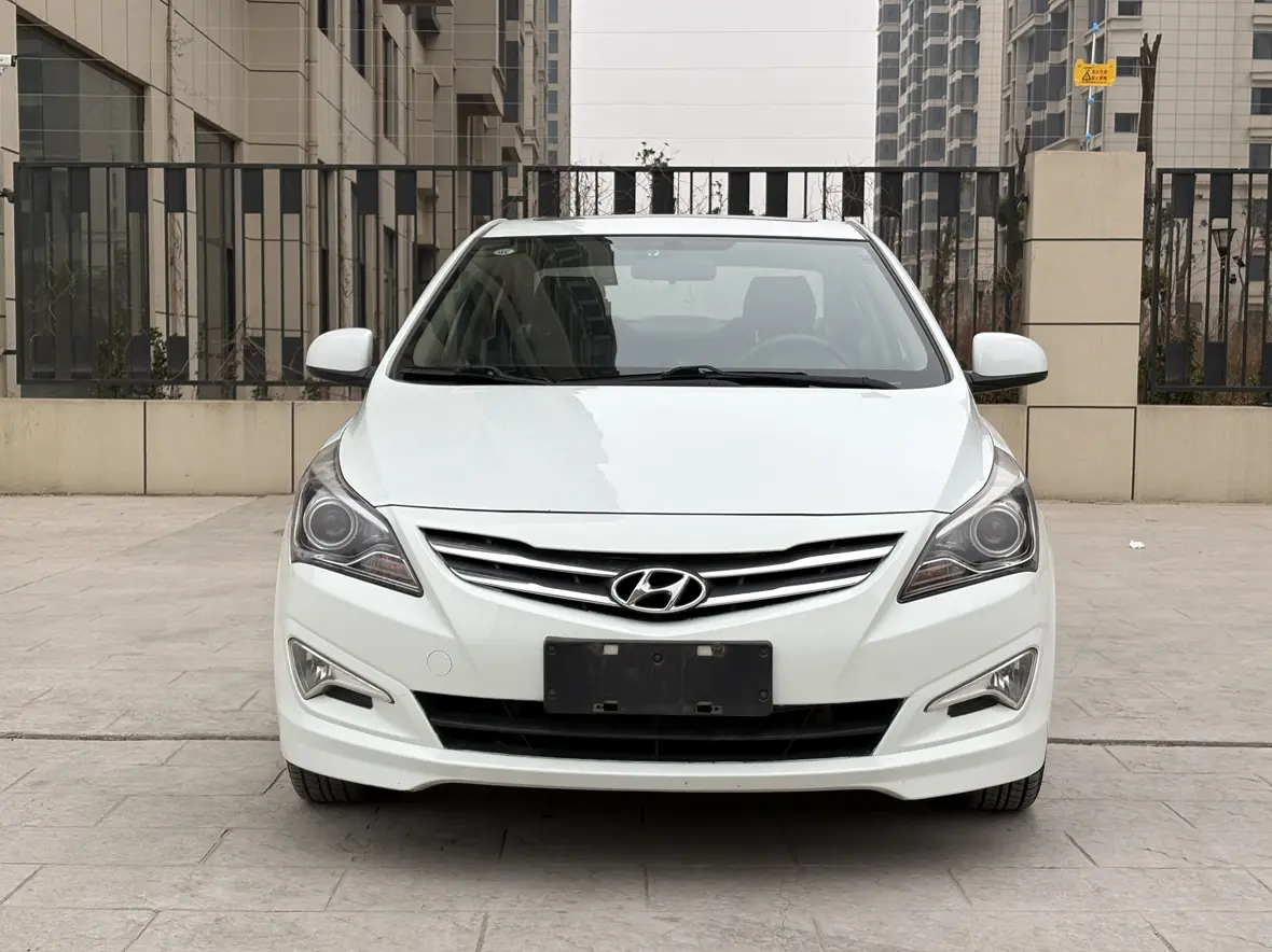 Hyundai Verna (Rena)  из Китая