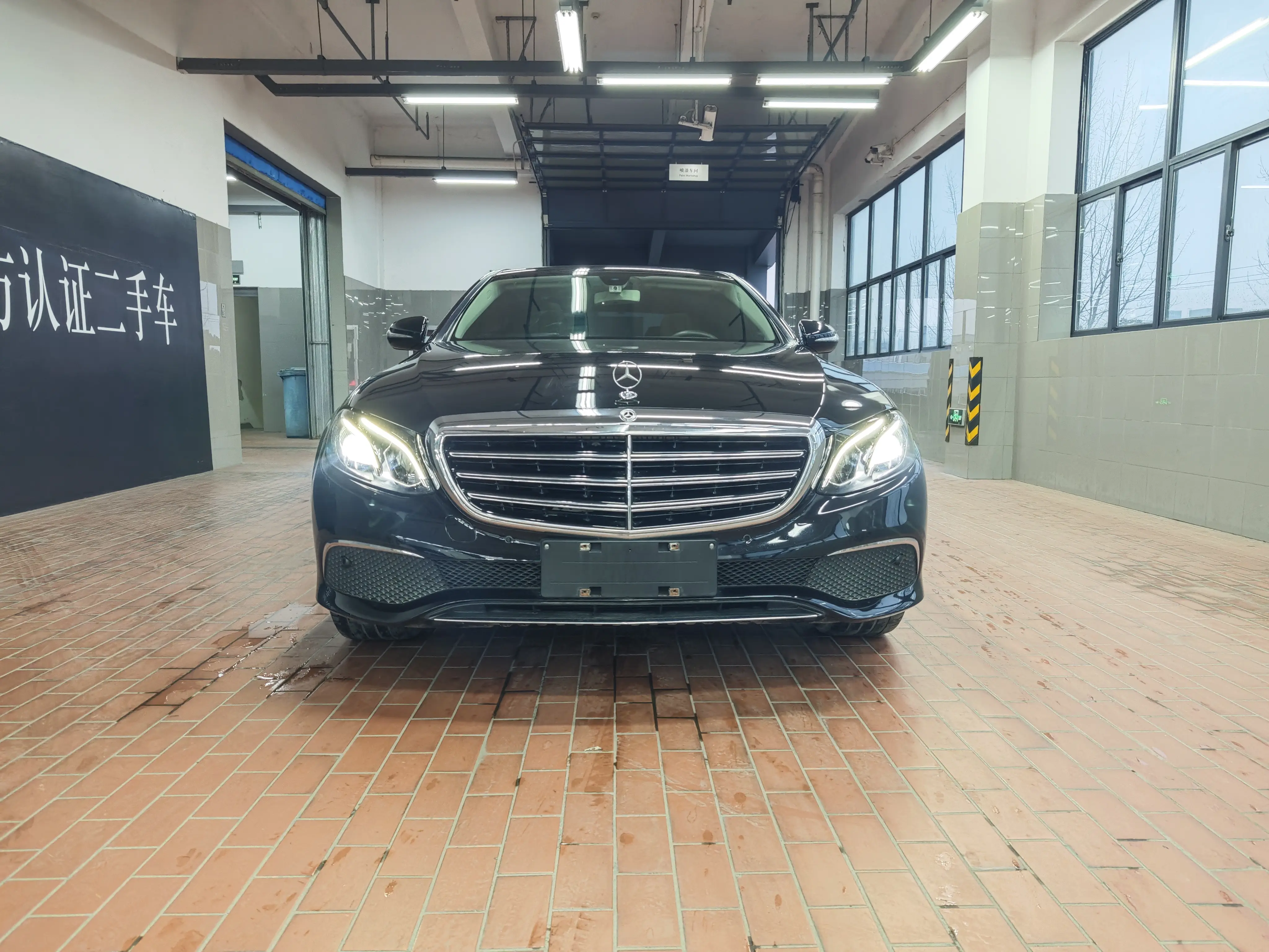 Mercedes-Benz E-Class  из Китая