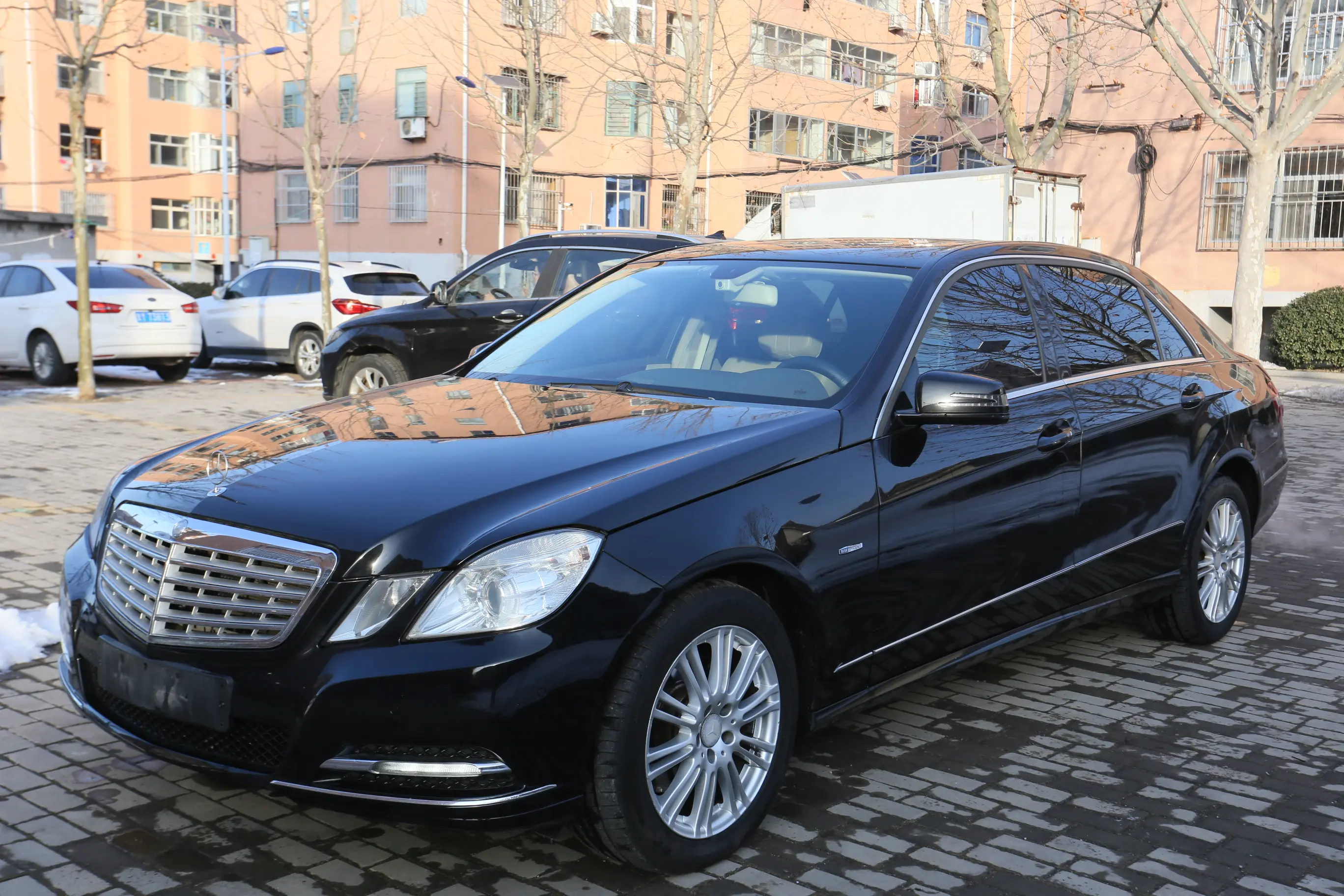 Mercedes-Benz E-Class  из Китая