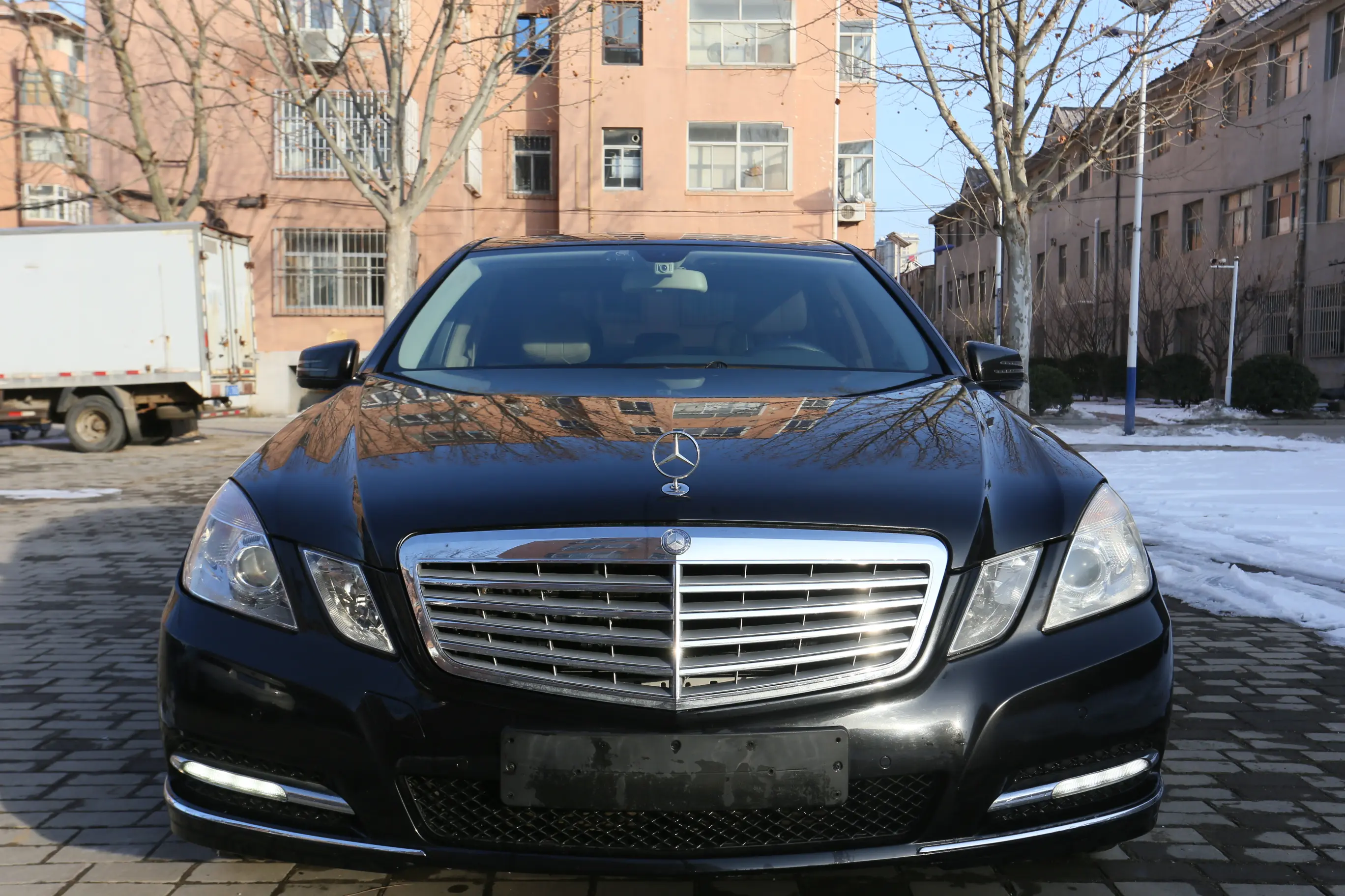 Mercedes-Benz E-Class  из Китая