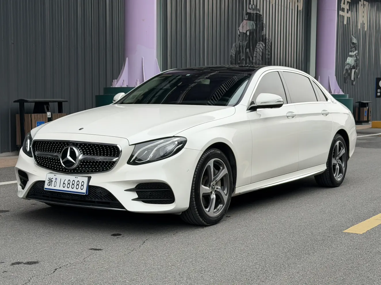 Mercedes-Benz E-Class  из Китая