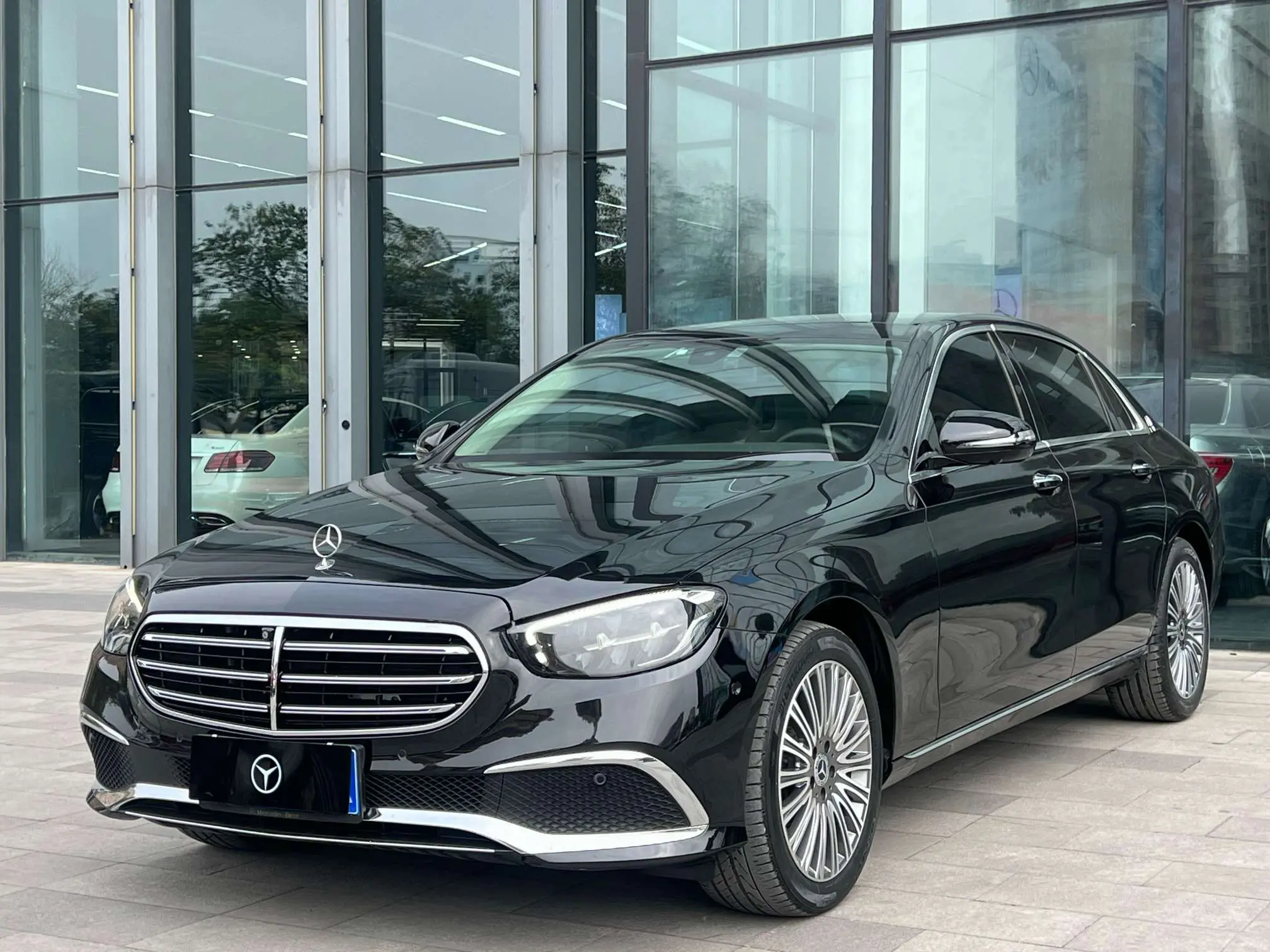 Mercedes-Benz E-Class  из Китая
