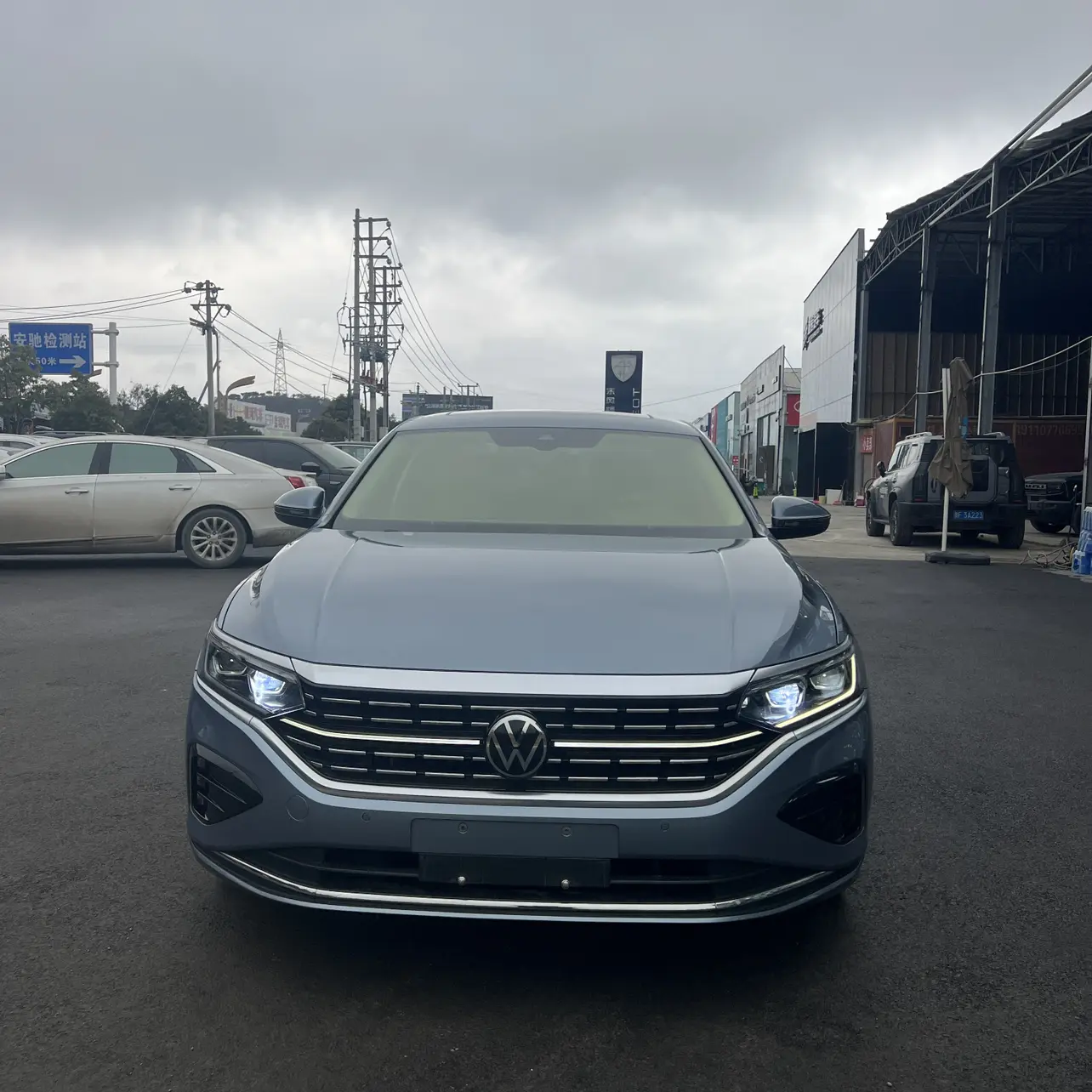 Volkswagen Passat  из Китая