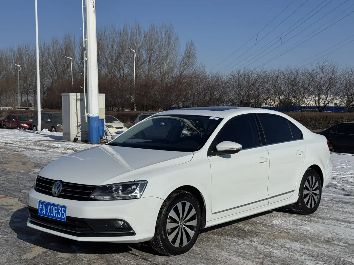 Volkswagen Sagitar  из Китая