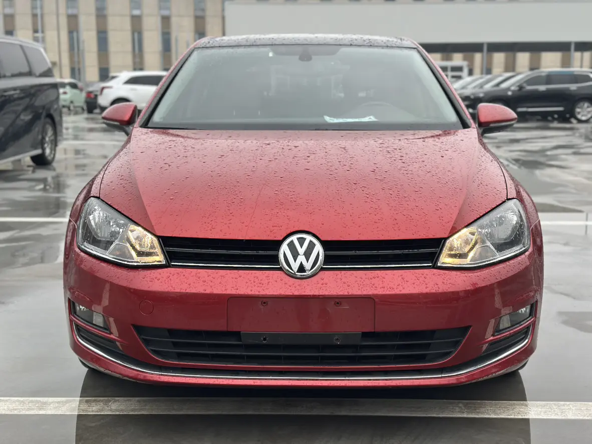 Volkswagen Golf  из Китая