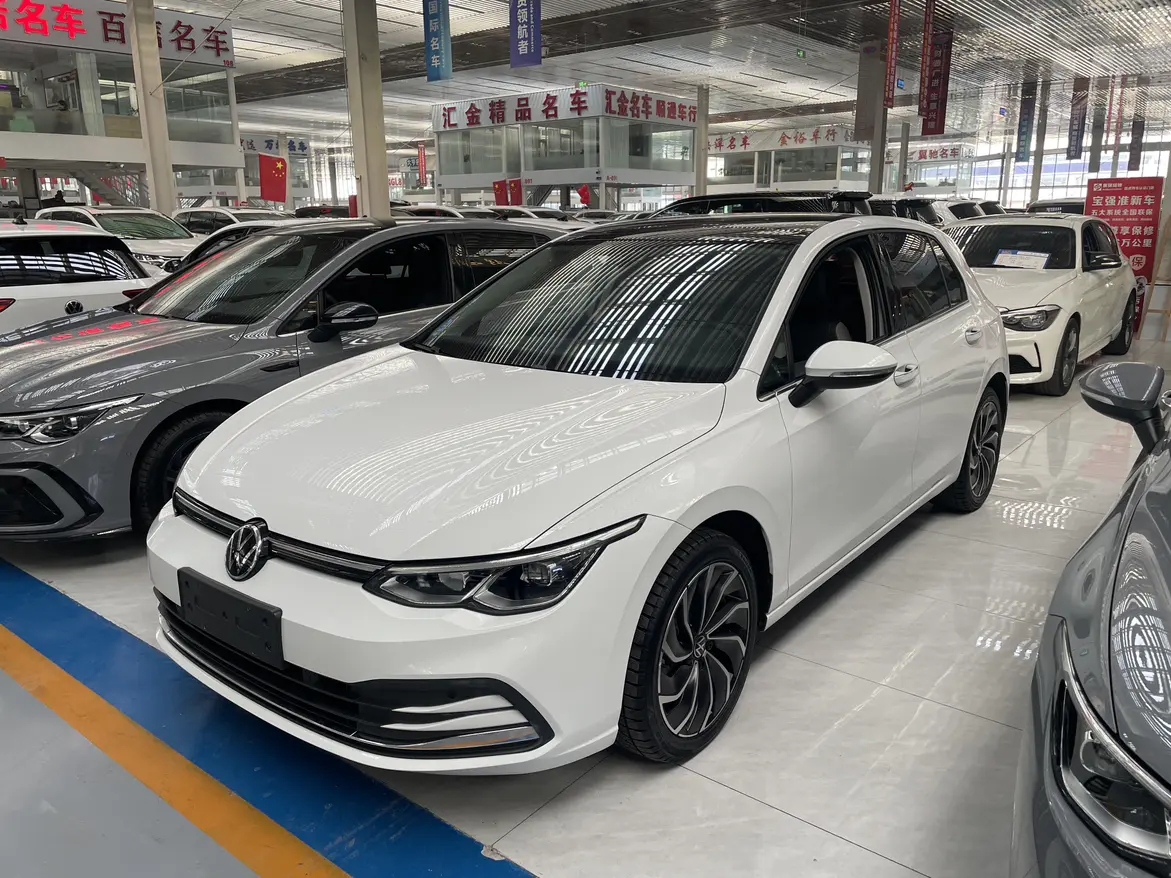 Volkswagen Golf  из Китая