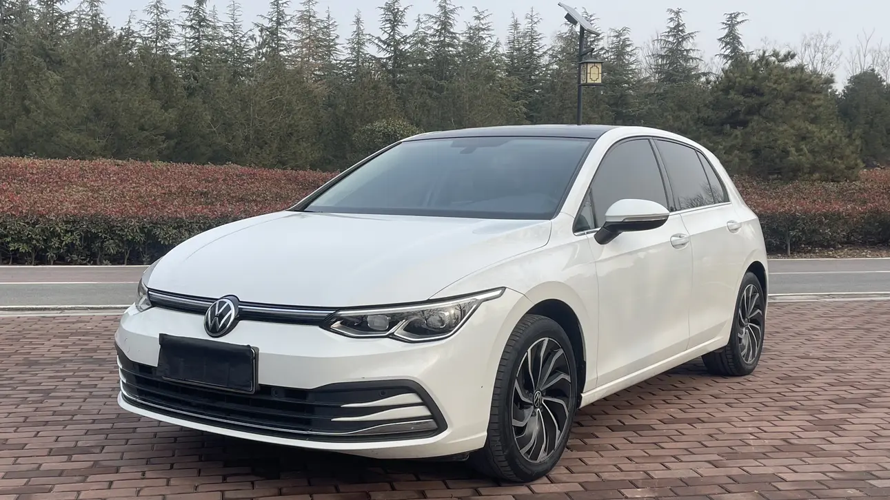 Volkswagen Golf  из Китая