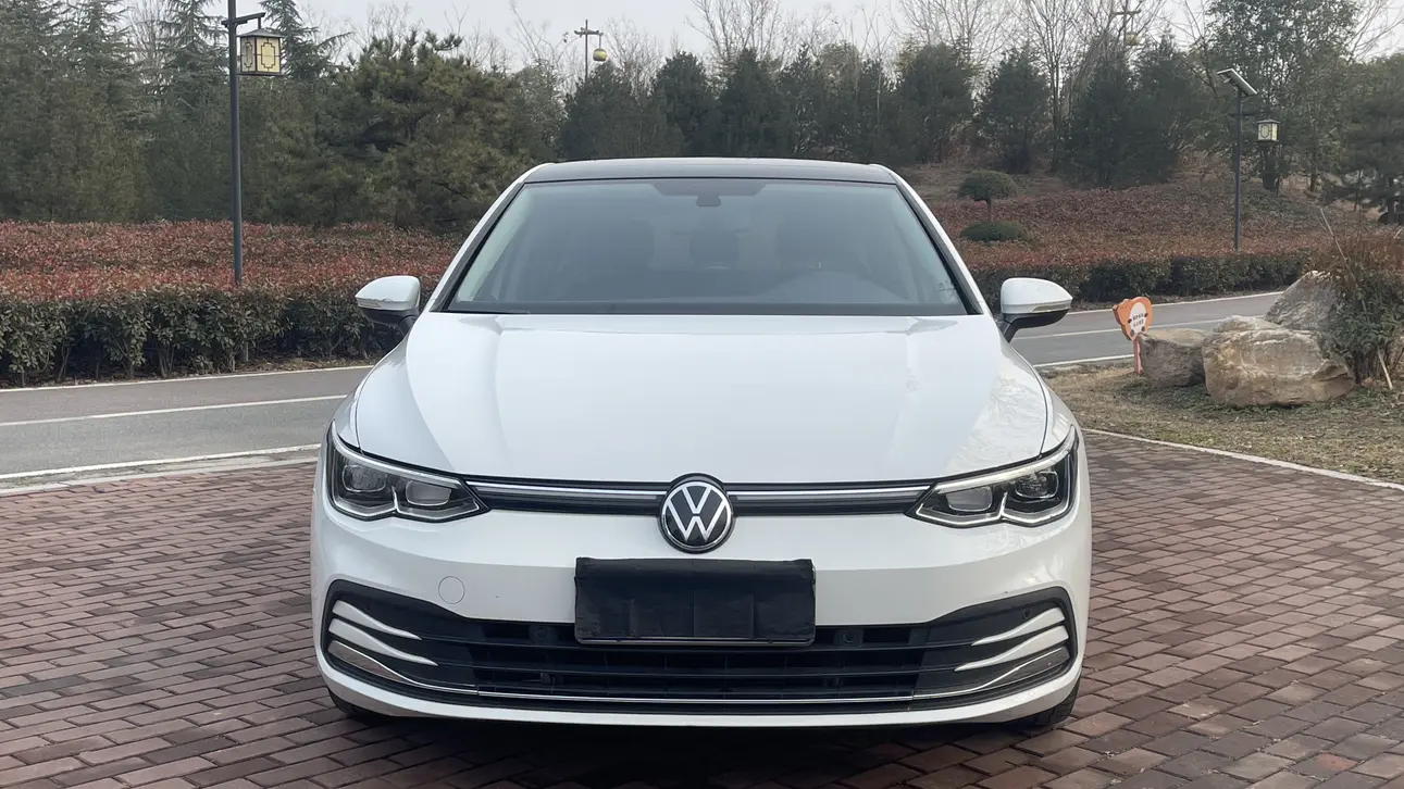 Volkswagen Golf  из Китая