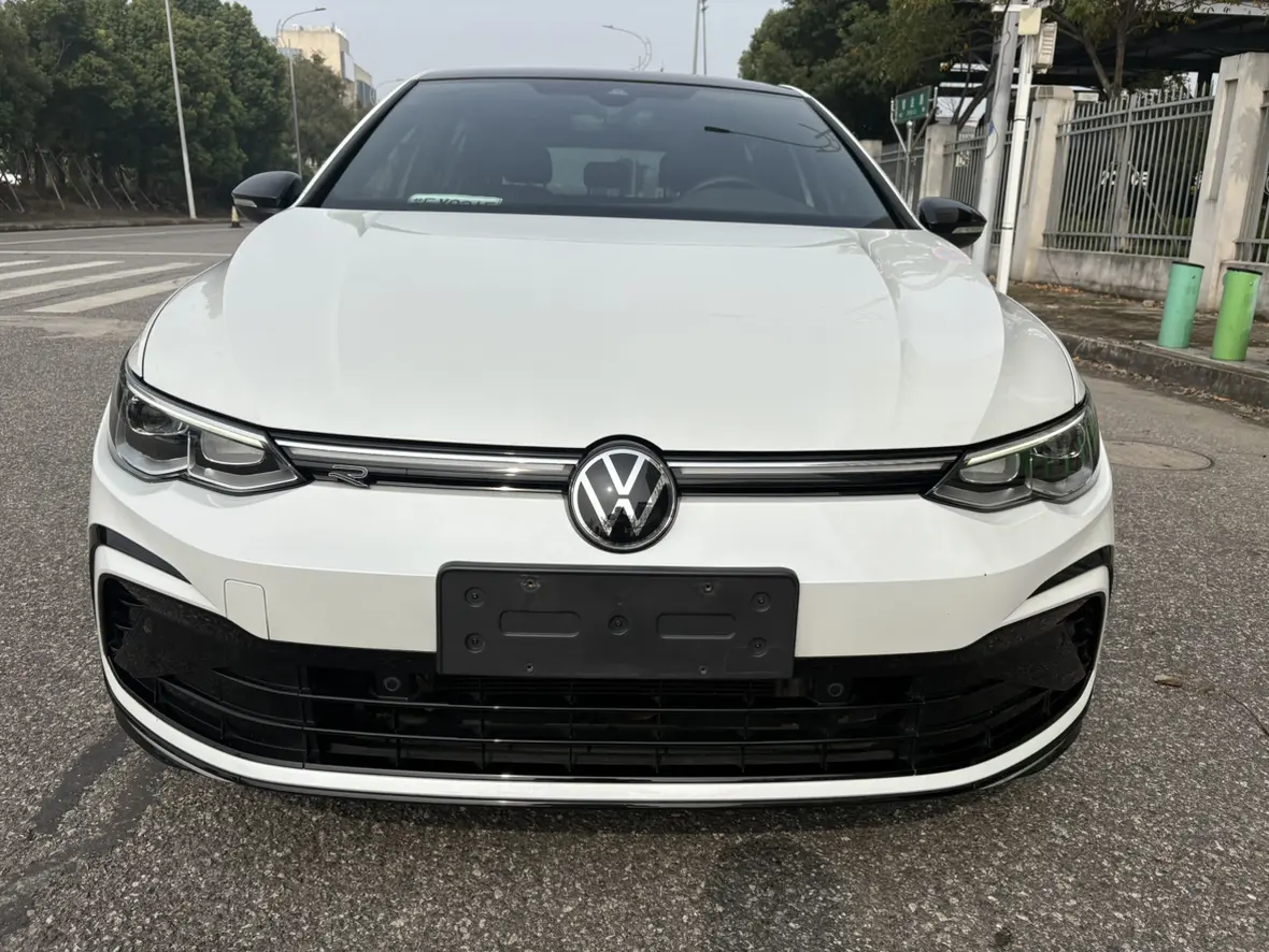 Volkswagen Golf  из Китая