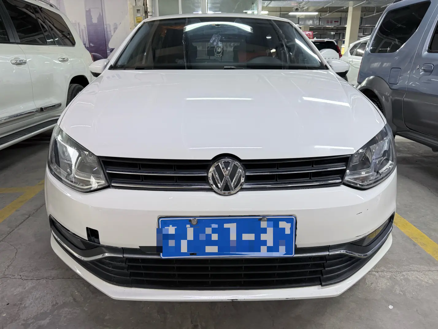 Volkswagen Polo  из Китая
